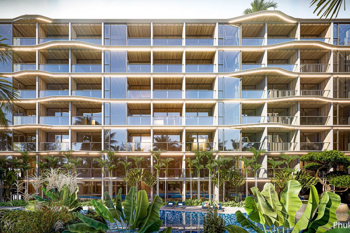 Sun Hills lakeside