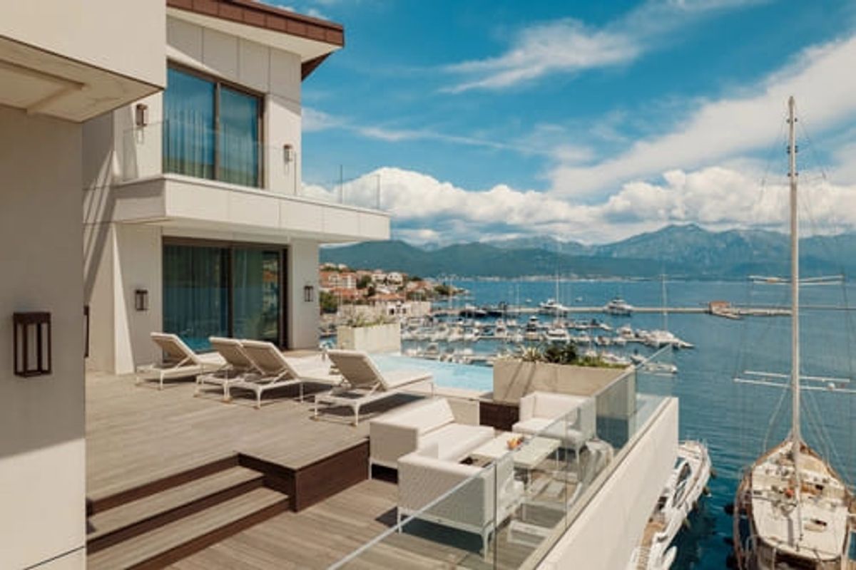 Marina Residences Collection
