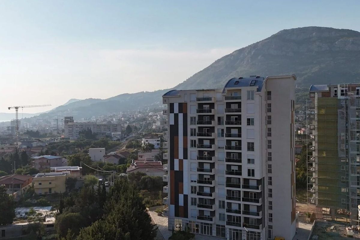 Emerald Residence