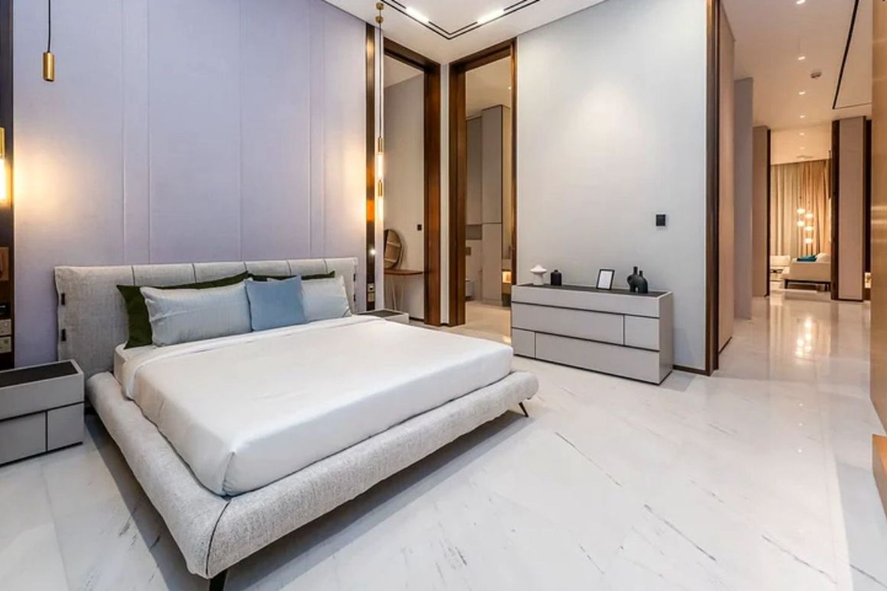 Modern 5-Bedroom Villa in La Mer South, Dubai