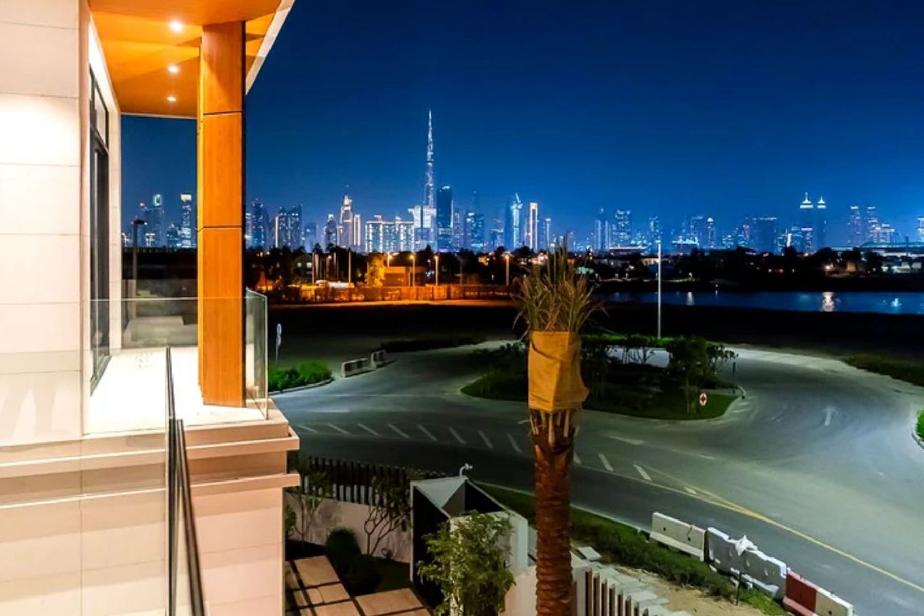 Современная вилла с 5 спальнями в La Mer South, Дубай