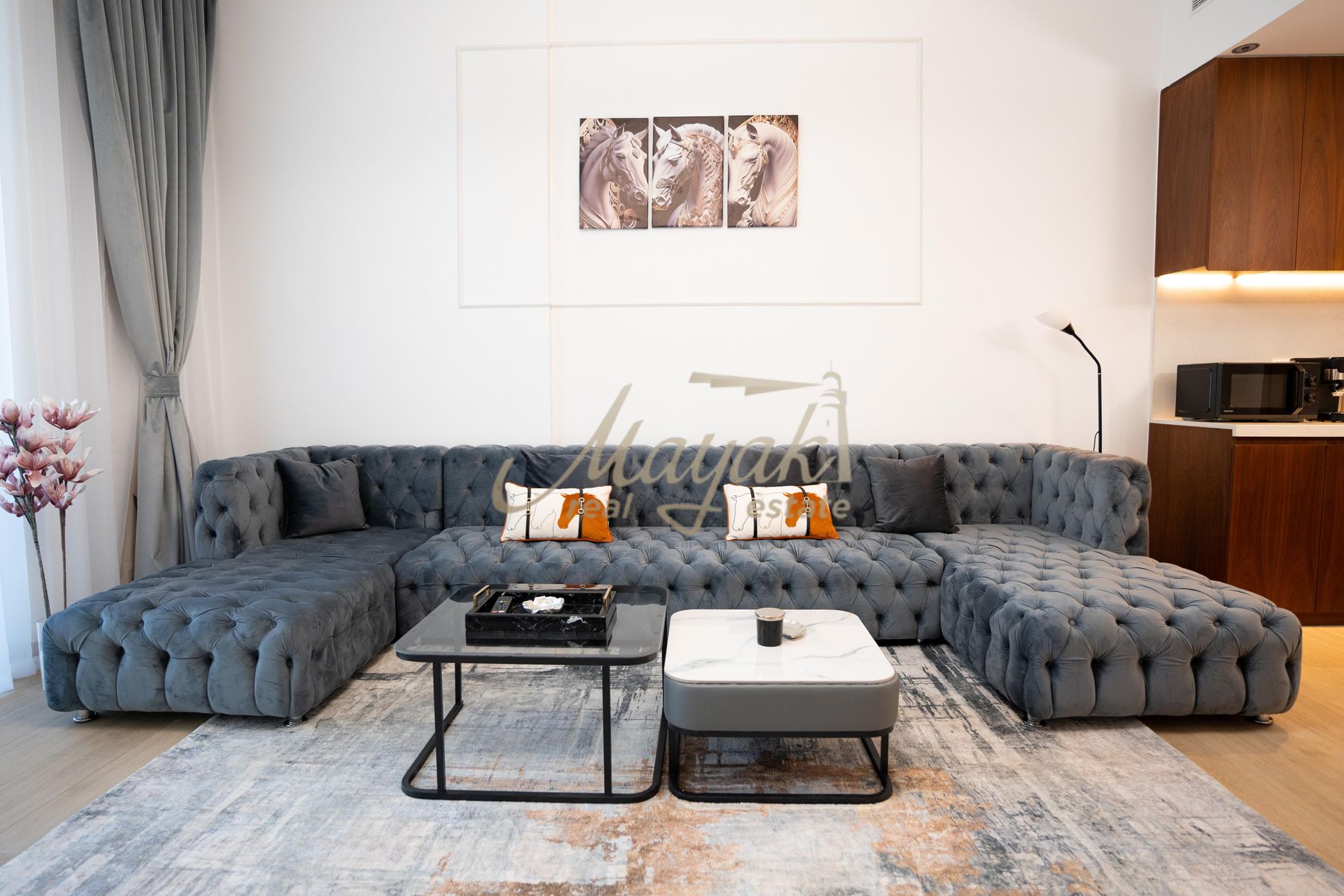 12 ЧЕКА l СЧЕТА ВКЛЮЧЕНЫ l ДОСТУПНО ЕЖЕМЕСЯЧНО l