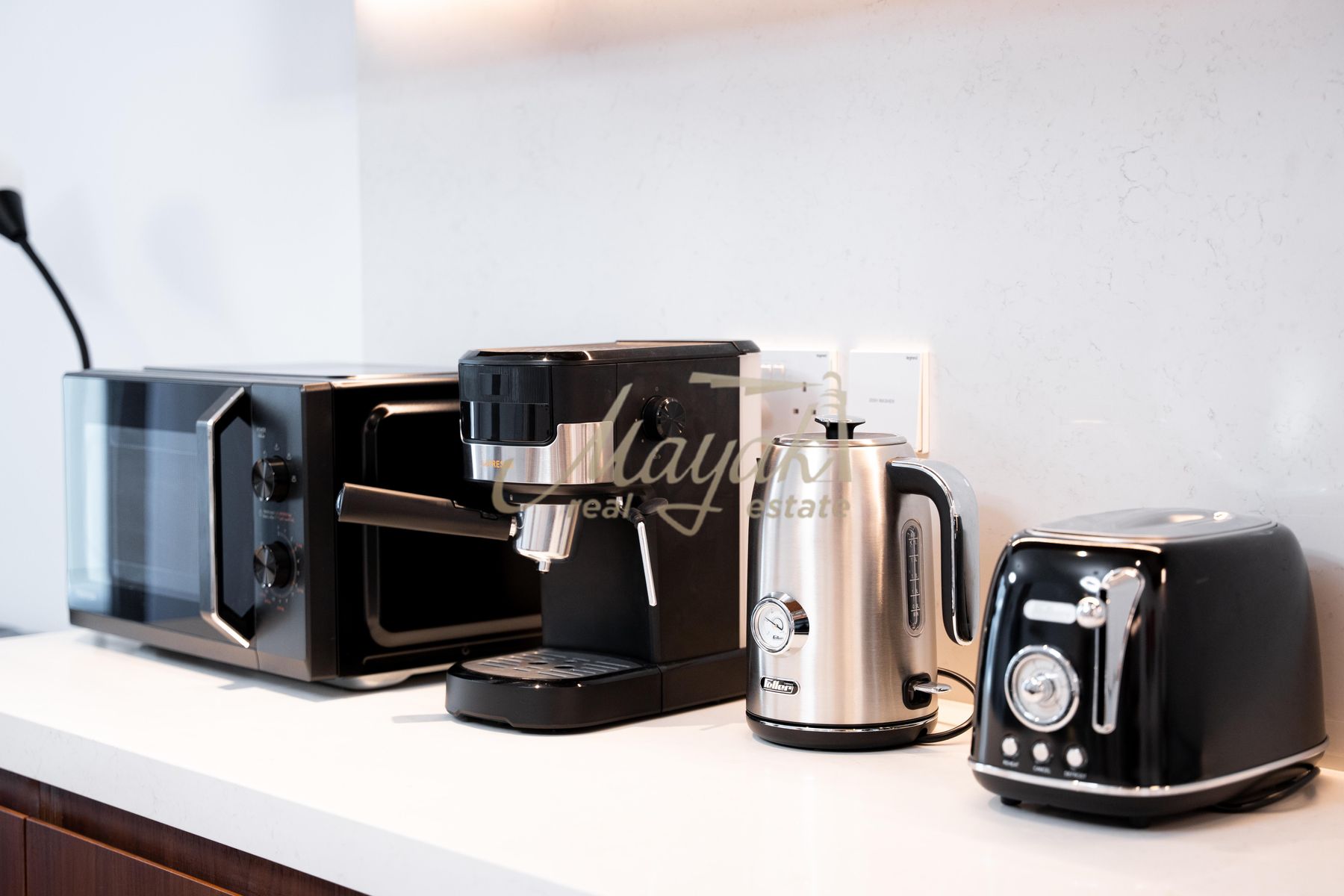 12 ЧЕКА l СЧЕТА ВКЛЮЧЕНЫ l ДОСТУПНО ЕЖЕМЕСЯЧНО l