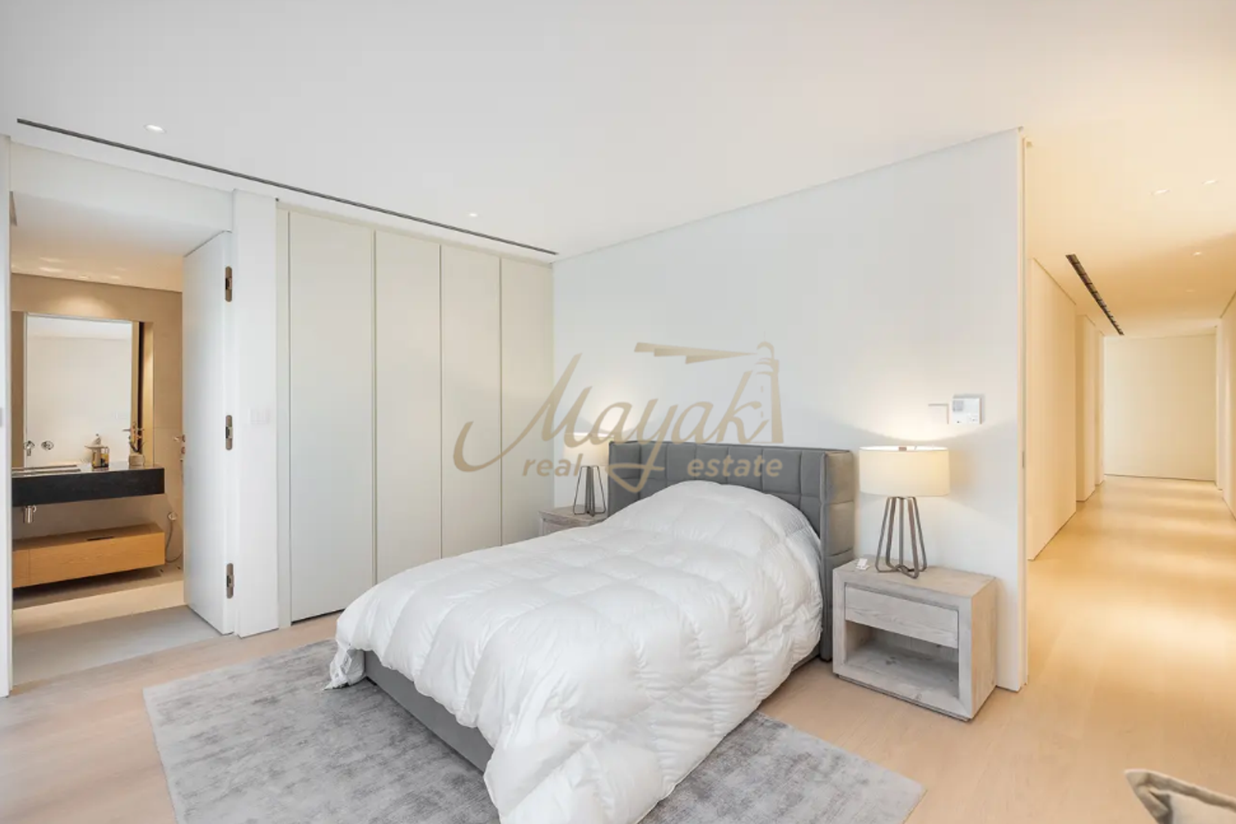 Эксклюзивная вилла, полностью обновленная, с видом на закат