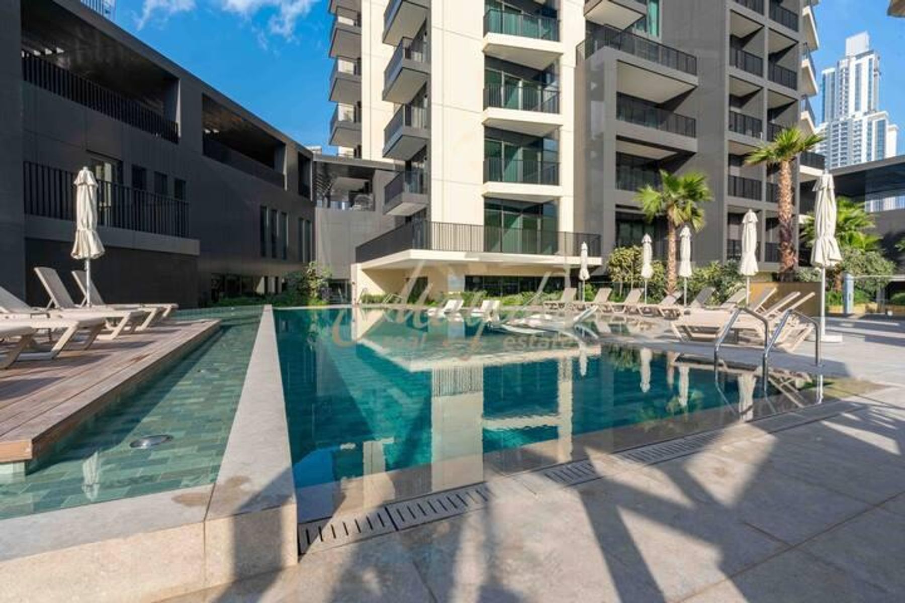 ВЫСОКИЙ ЭТАЖ l ХОРОШЕЕ СОСТОЯНИЕ l СВОБОДНАЯ КВАРТИРА