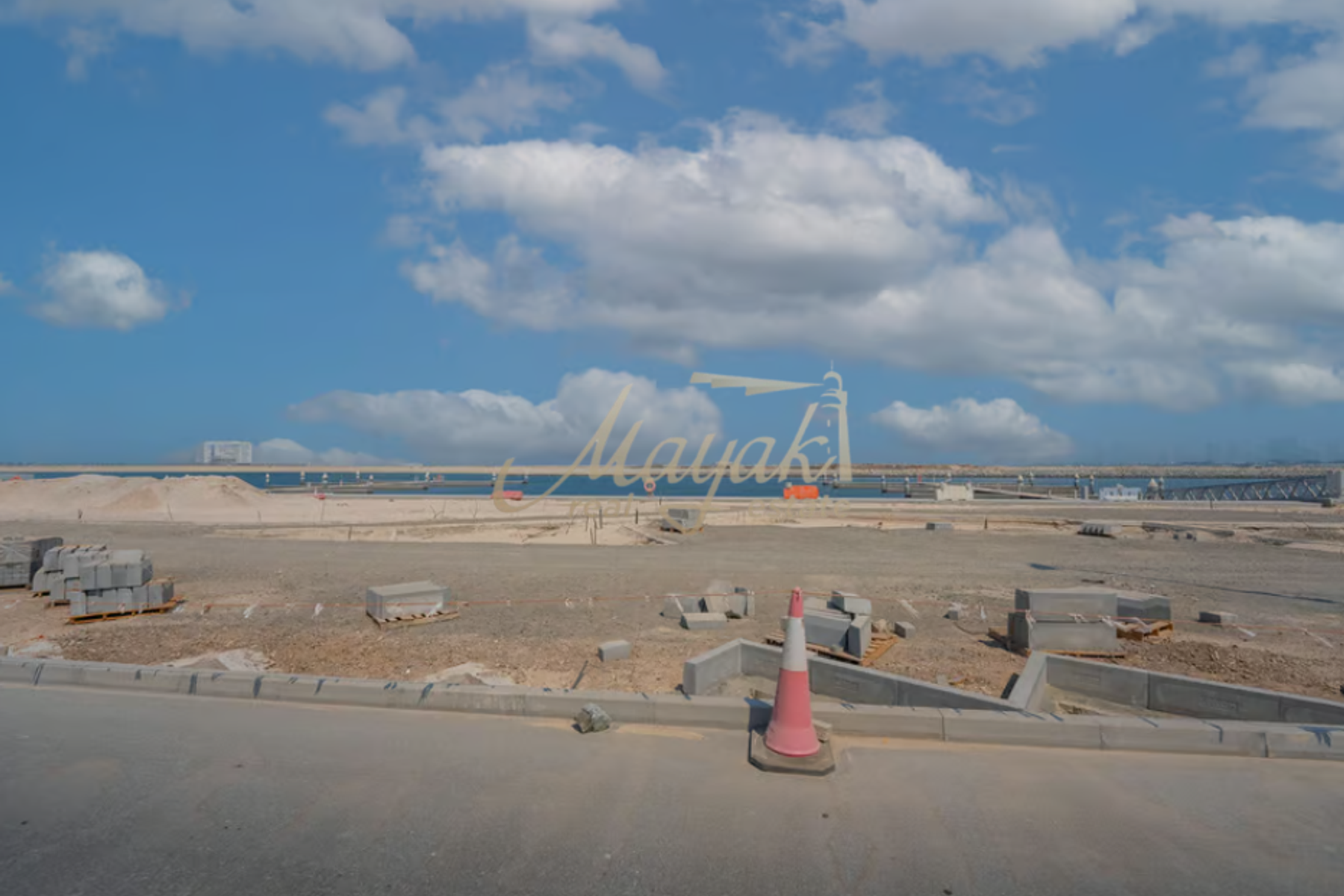 Rare Waterfront Hotel Plot in Dubai Islands N11