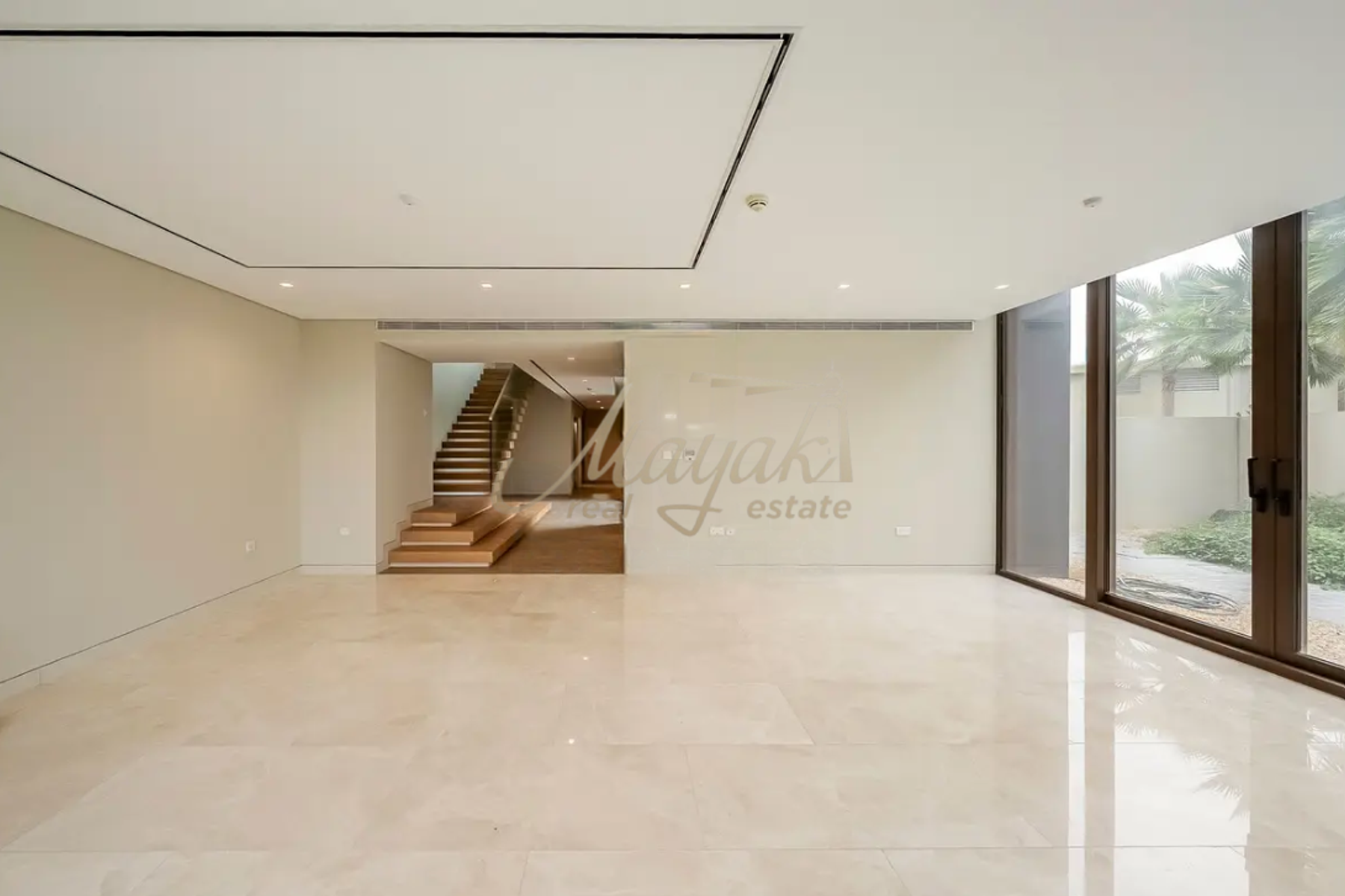 Sea Views from the Rooftop I Luxurious I Beach Access