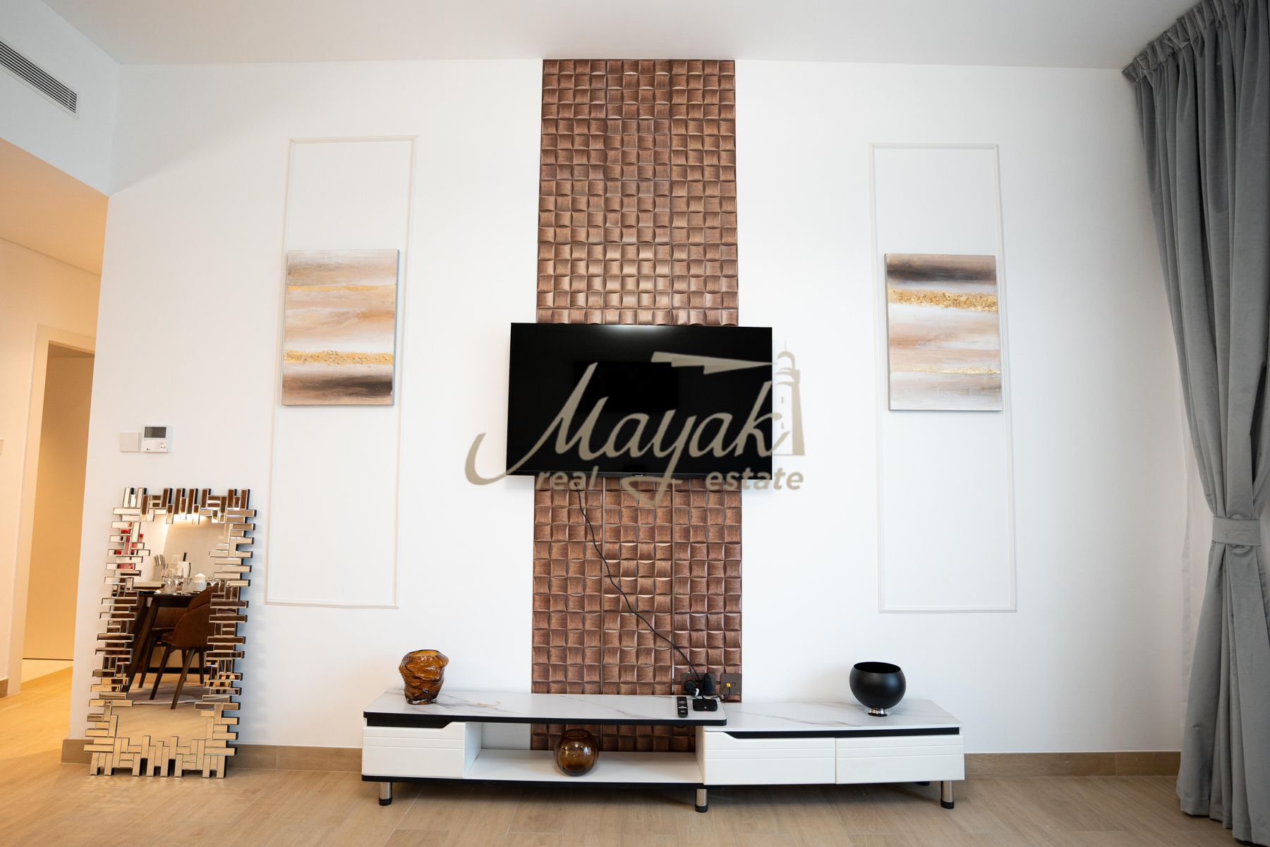 12 ЧЕКА l СЧЕТА ВКЛЮЧЕНЫ l ДОСТУПНО ЕЖЕМЕСЯЧНО l