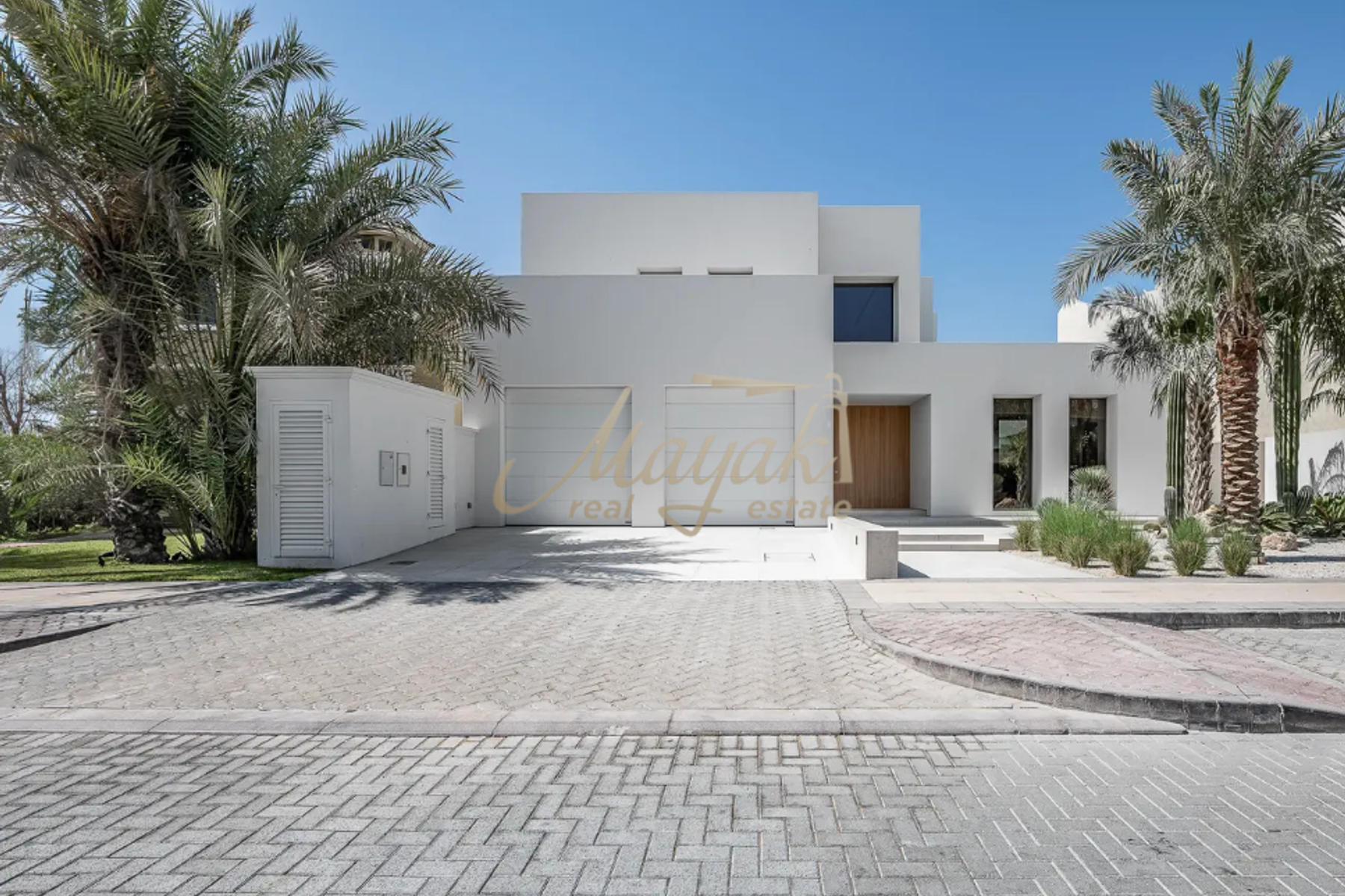 Эксклюзивная вилла, полностью обновленная, с видом на закат