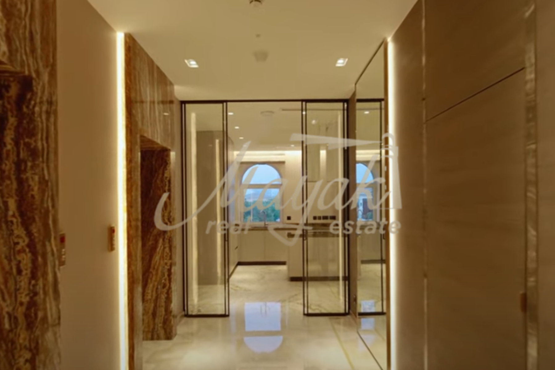 Вилла на продажу в XXII Carat, Palm Jumeirah