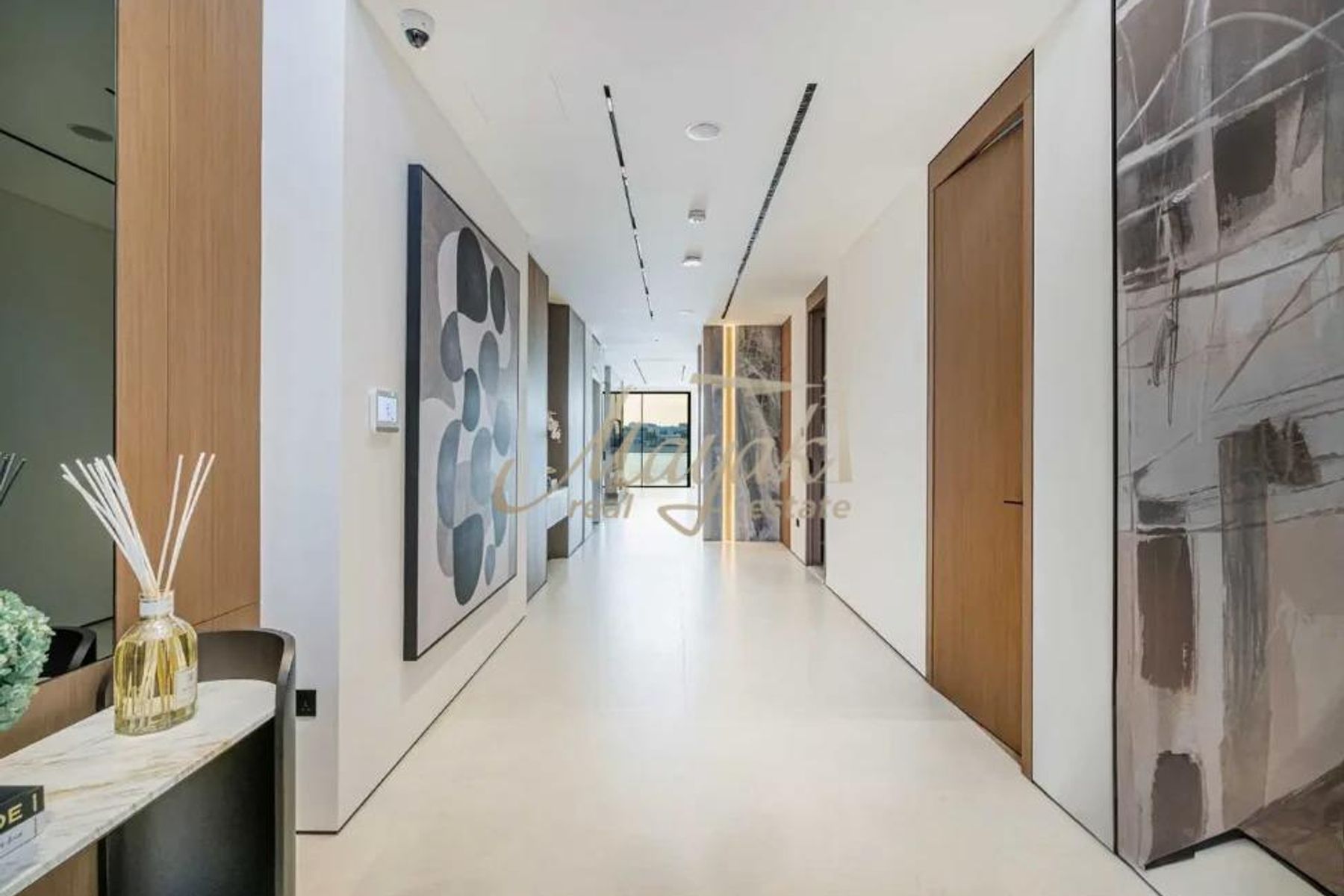 Garden Home | Furnished | Skyline View