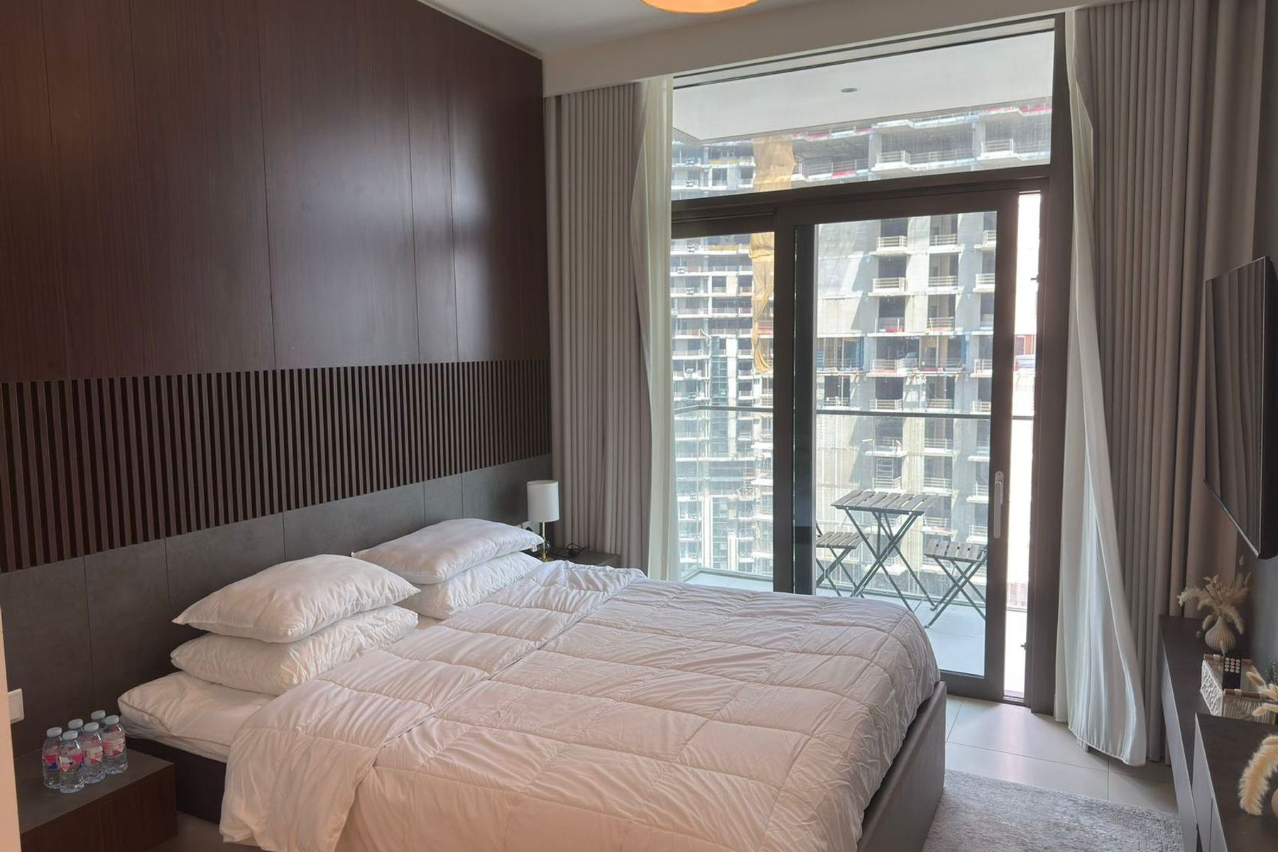 Downtown Burj Crown 3bedroom+ maid