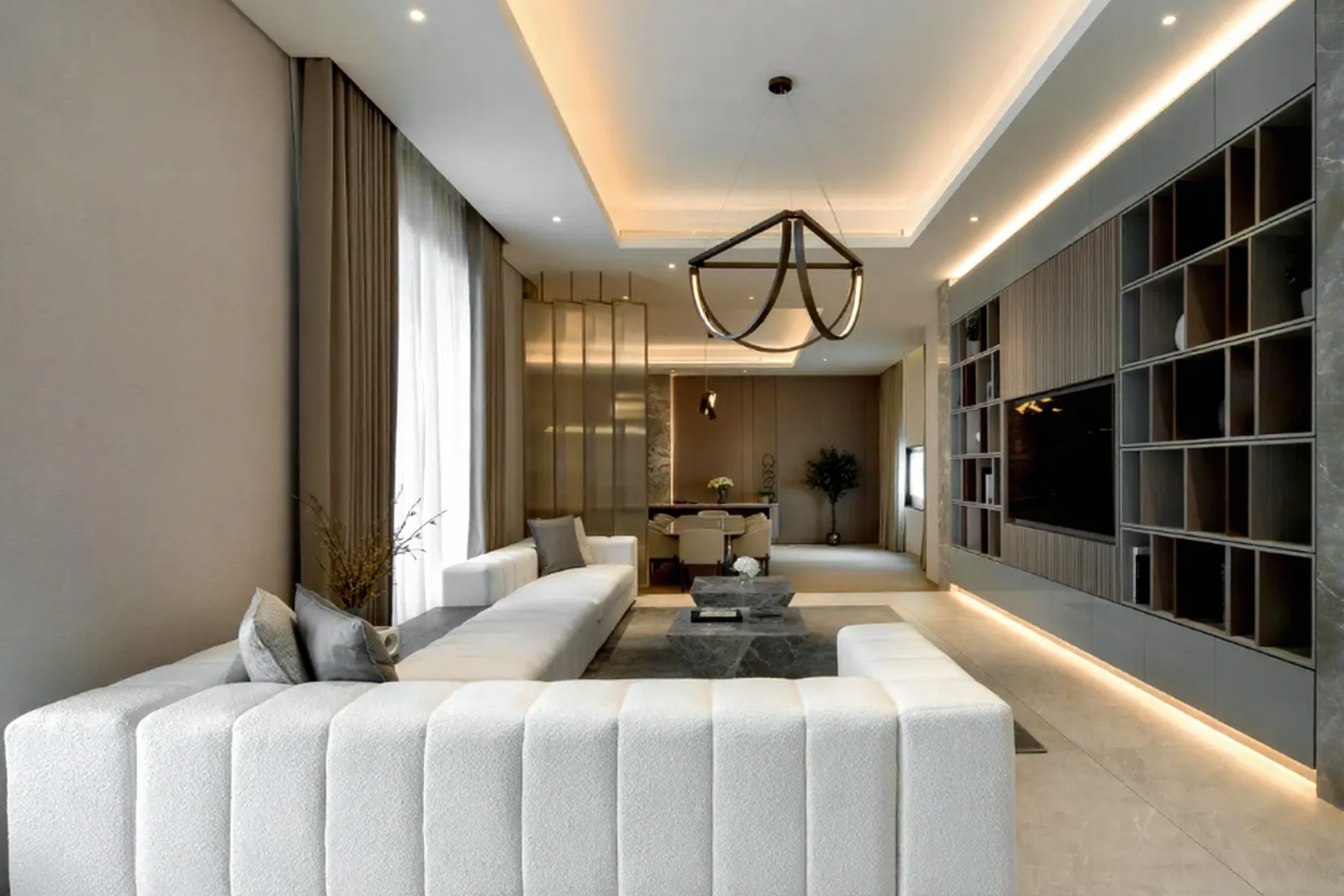 Элегантная вилла на поле для гольфа в престижном районе Дубая.