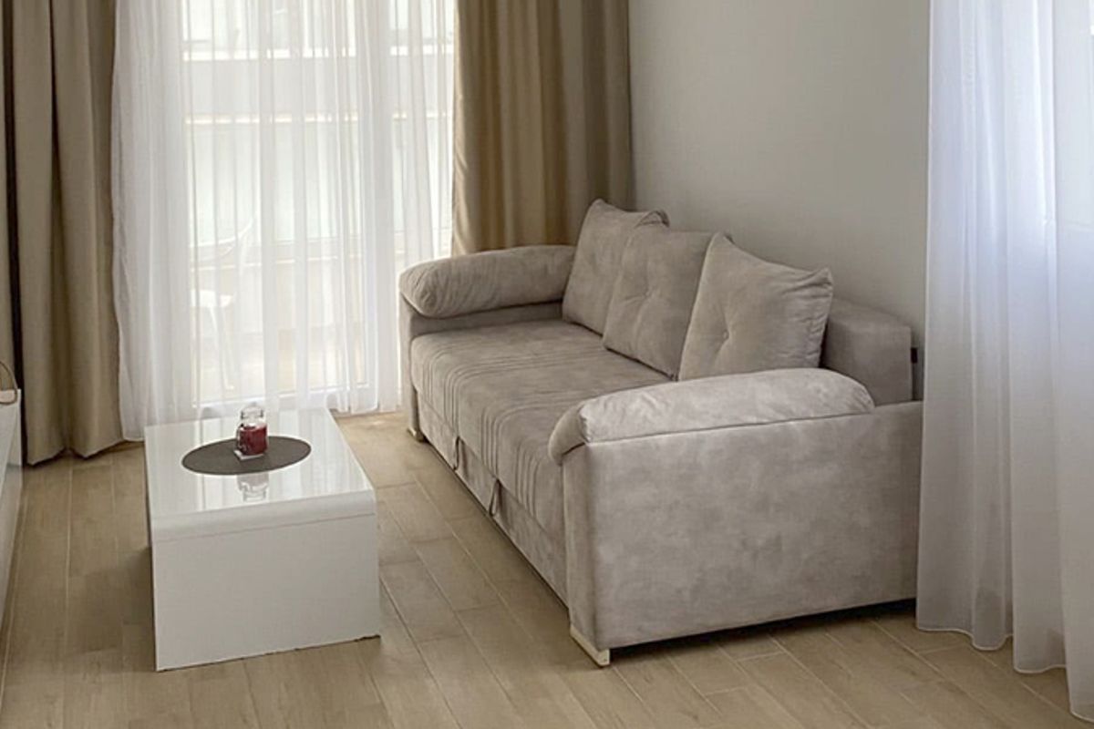 Studio Apartment with Sea Views in Budva