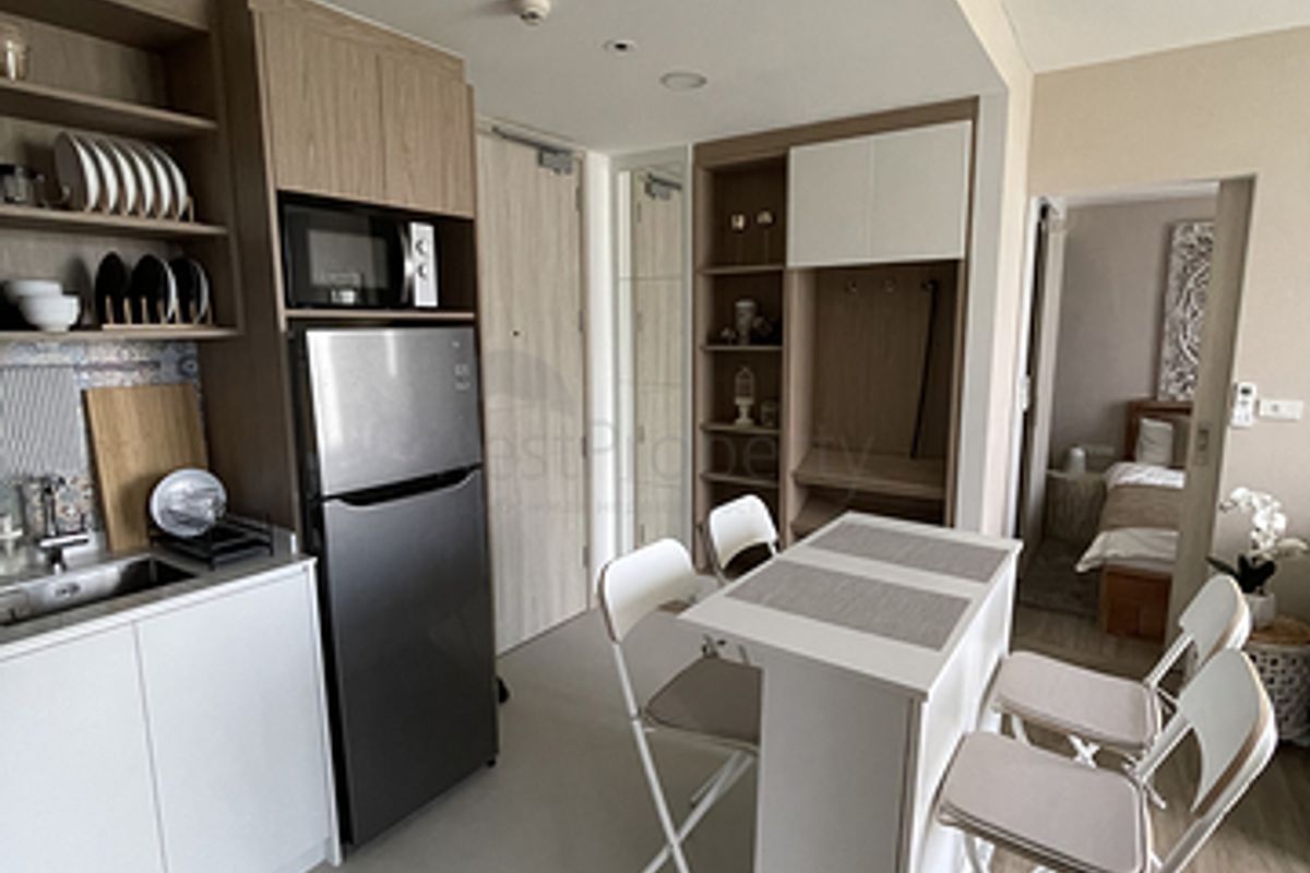 Two-Bedroom Apartment in Bang Tao, Phuket