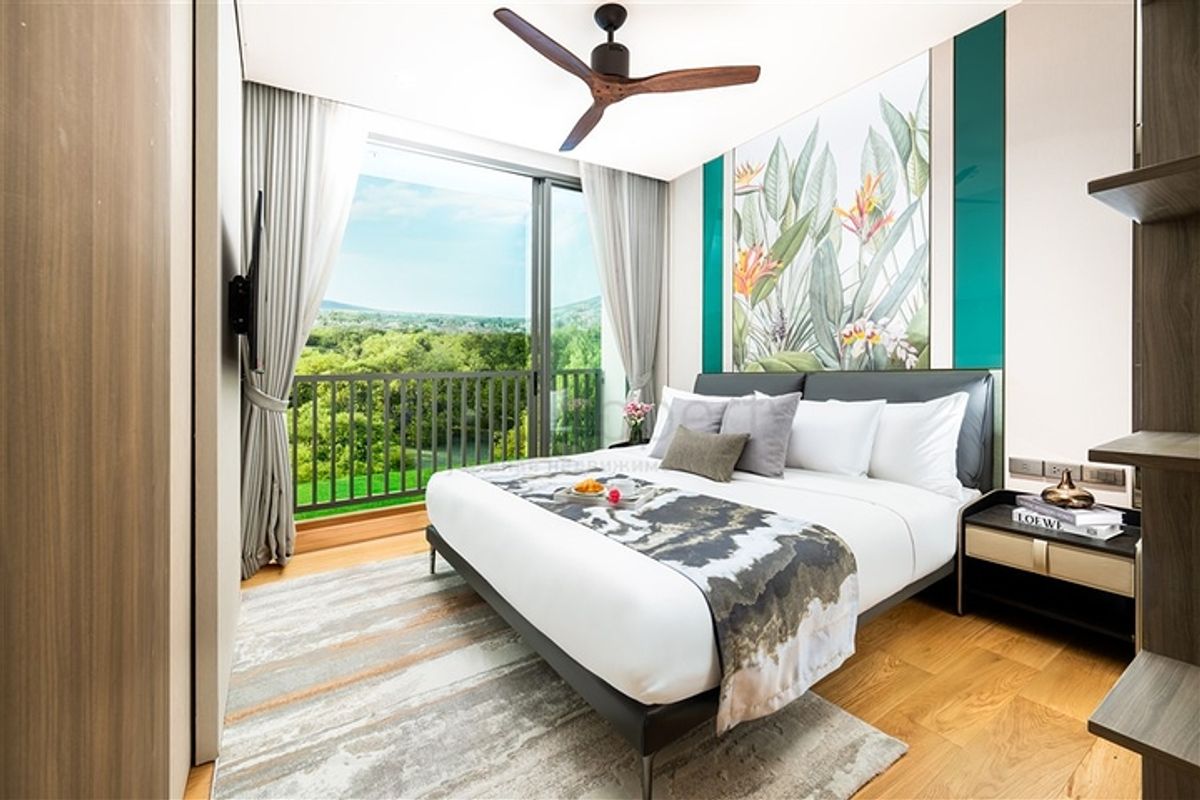 One-Bedroom Apartment in Bang Tao, Phuket