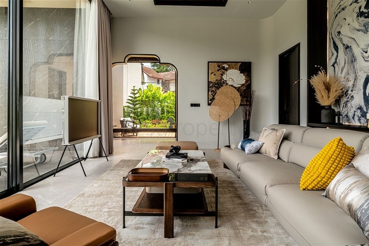 Five-Bedroom Villa with Pool in Nai Harn Phuket