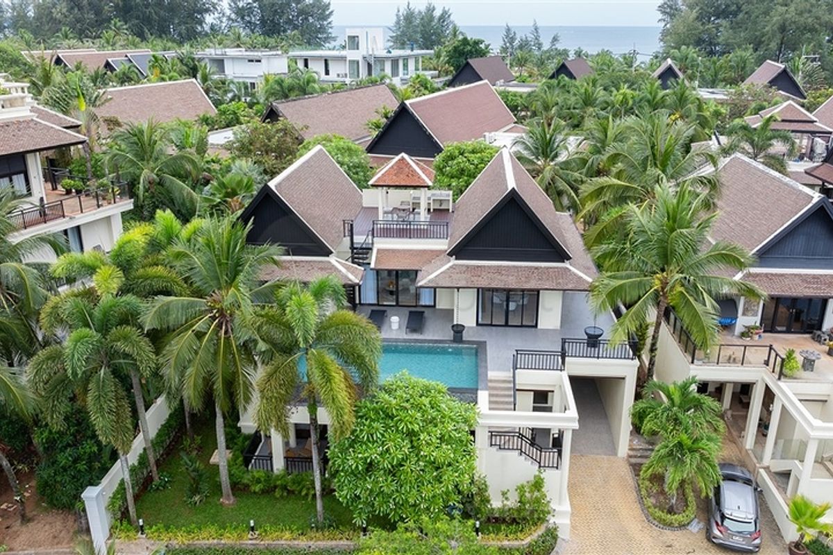 Two-Bedroom Villa in Bangtao, Phuket