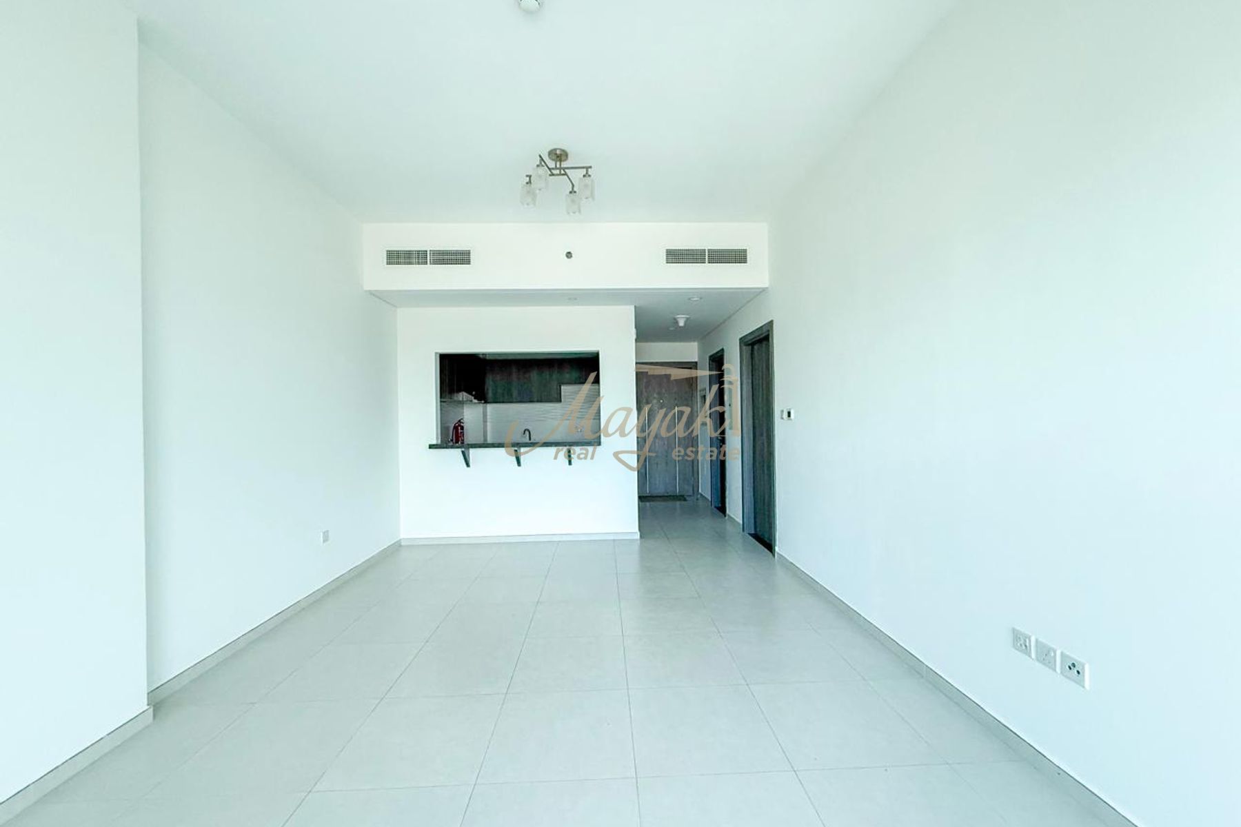 Spacious 1-BR | Low Floor | Smart Investment