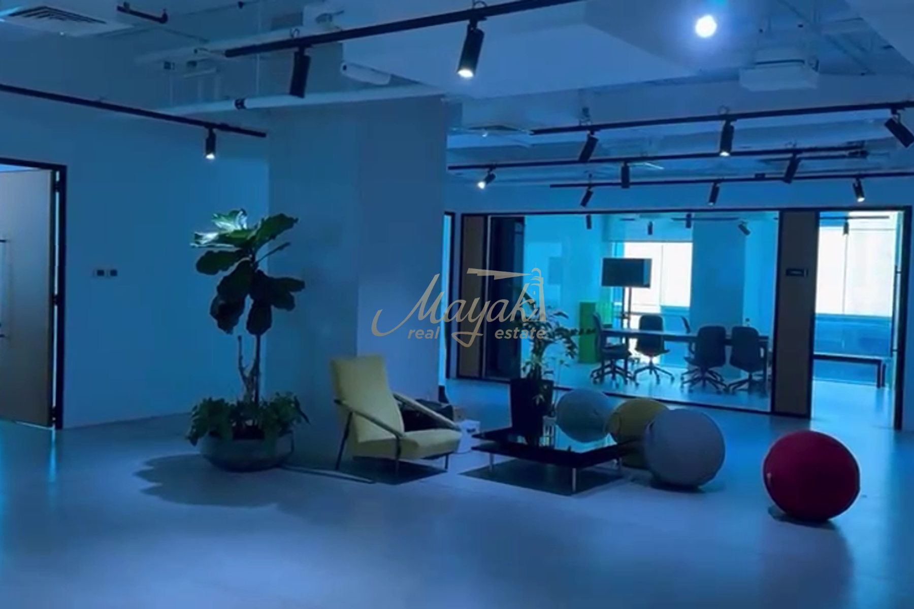 Distress Sale | Full Floor Commercial Unit | Investment Opportunity