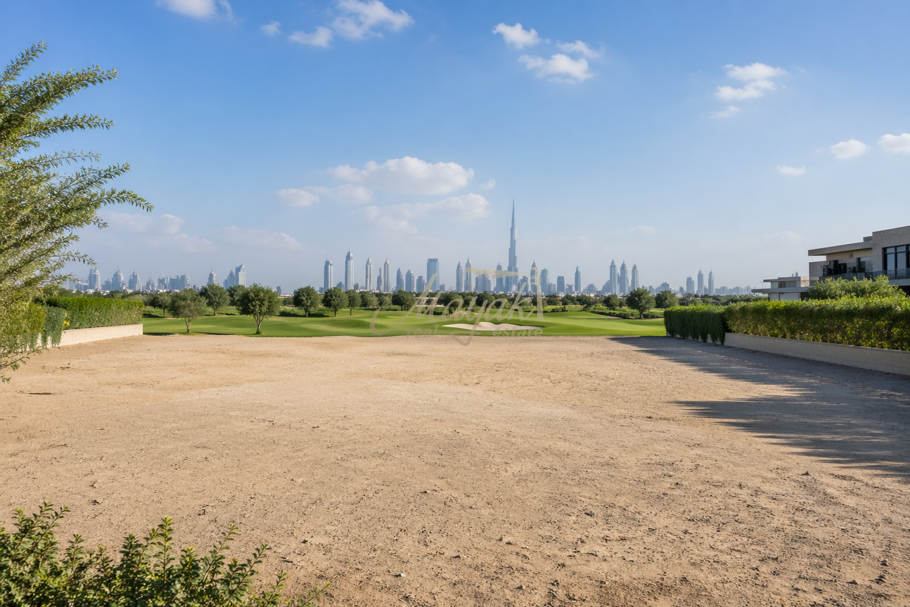 Огромный угловой участок | Вид на поле для гольфа и небоскреб Бурдж-Халифа | Изумрудные холмы