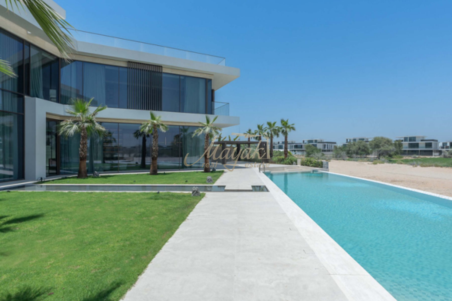 Роскошный особняк с 5 спальнями, построенный по индивидуальному проекту | С видом на поле для гольфа | Эмеральд Хиллз