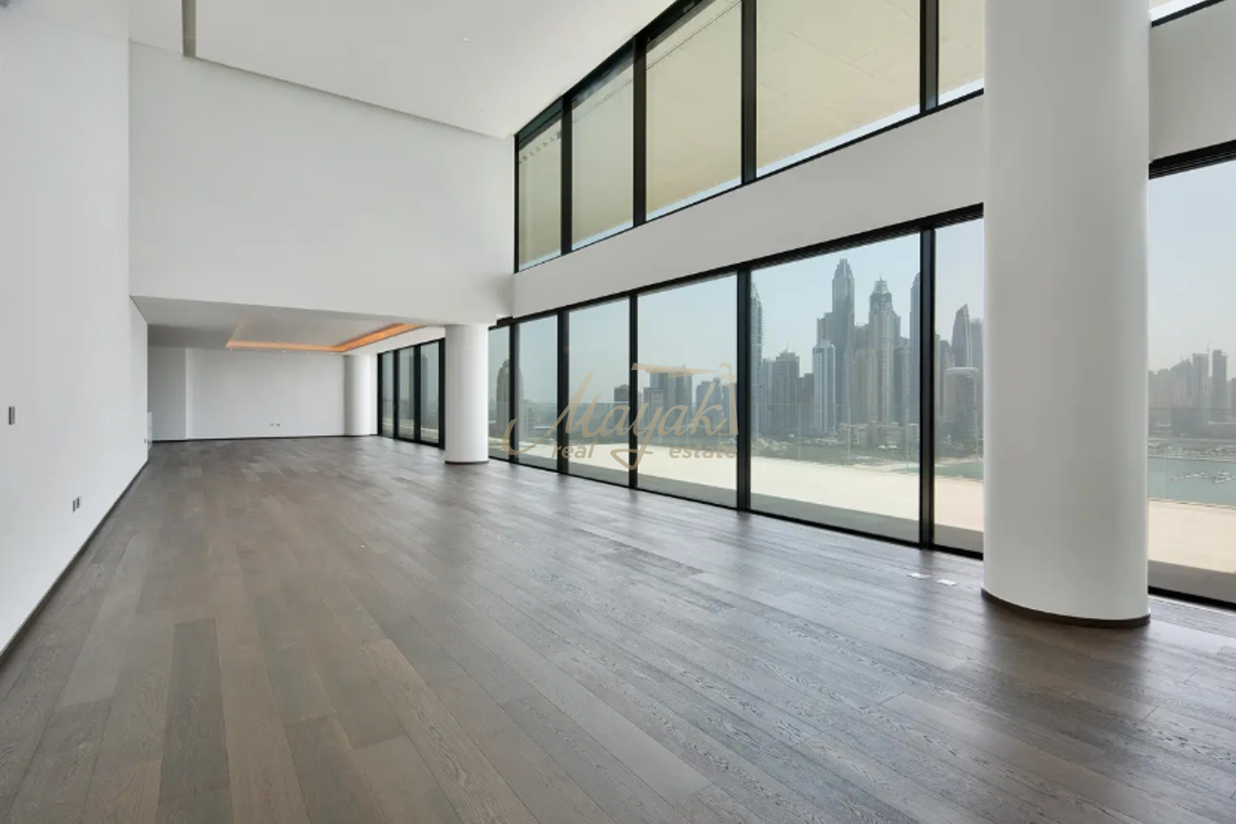 Premium Waterfront Living | 4BR in One at Palm Jumeirah
