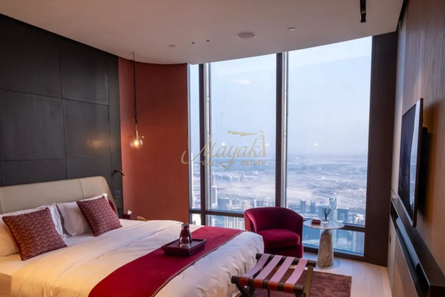 Burj Khalifa Penthouse | 4-BR Designer Luxury