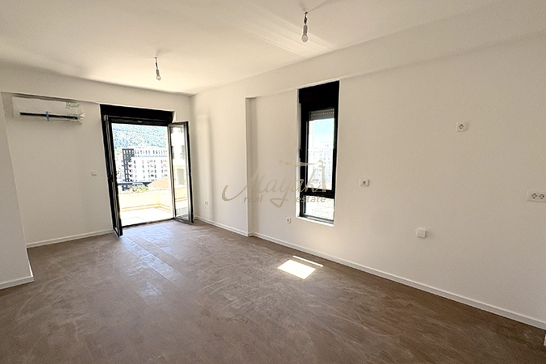 One-Bedroom Apartment in Rozino, Budva