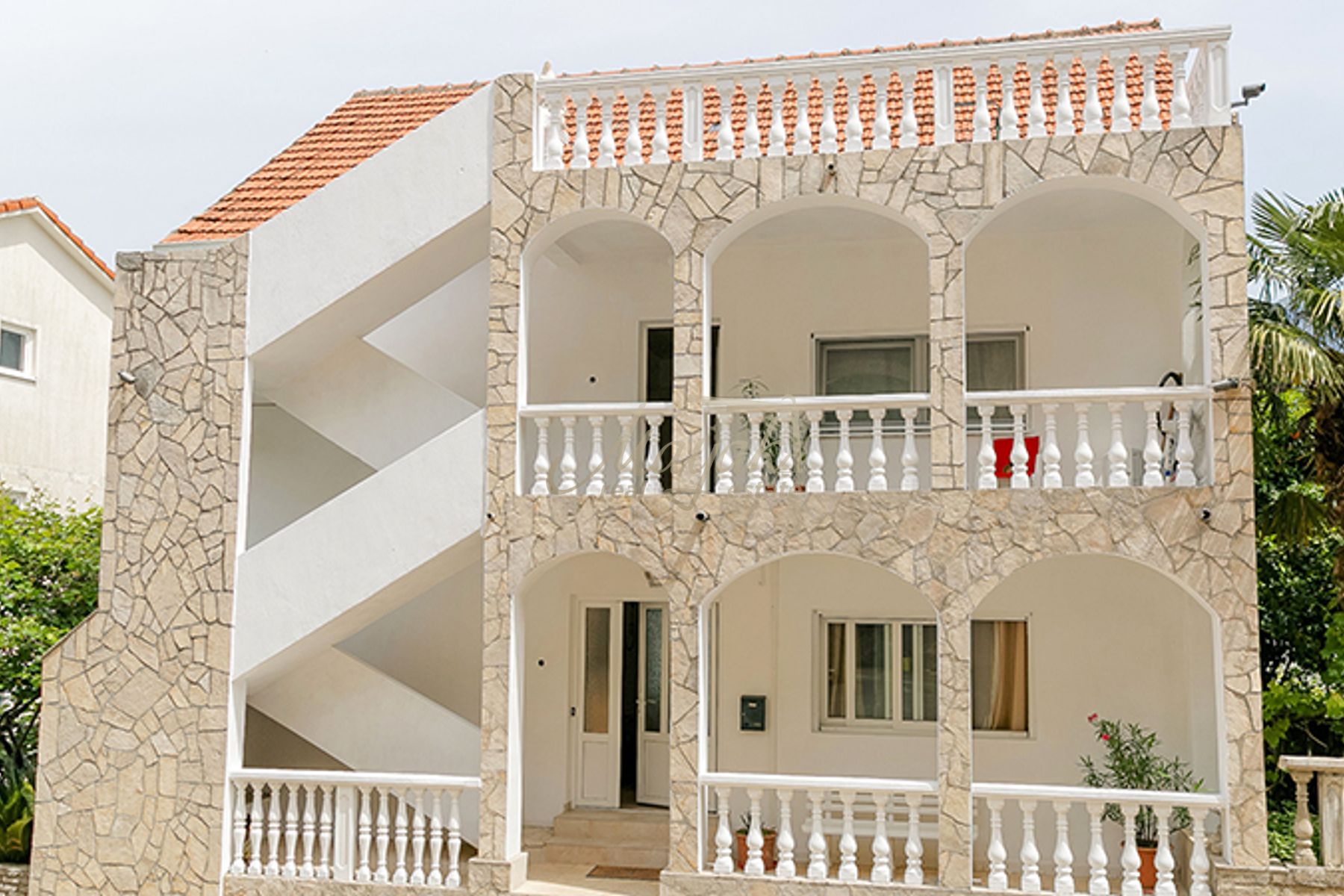 Four-Bedroom Private Villa in Prčanj, Kotor