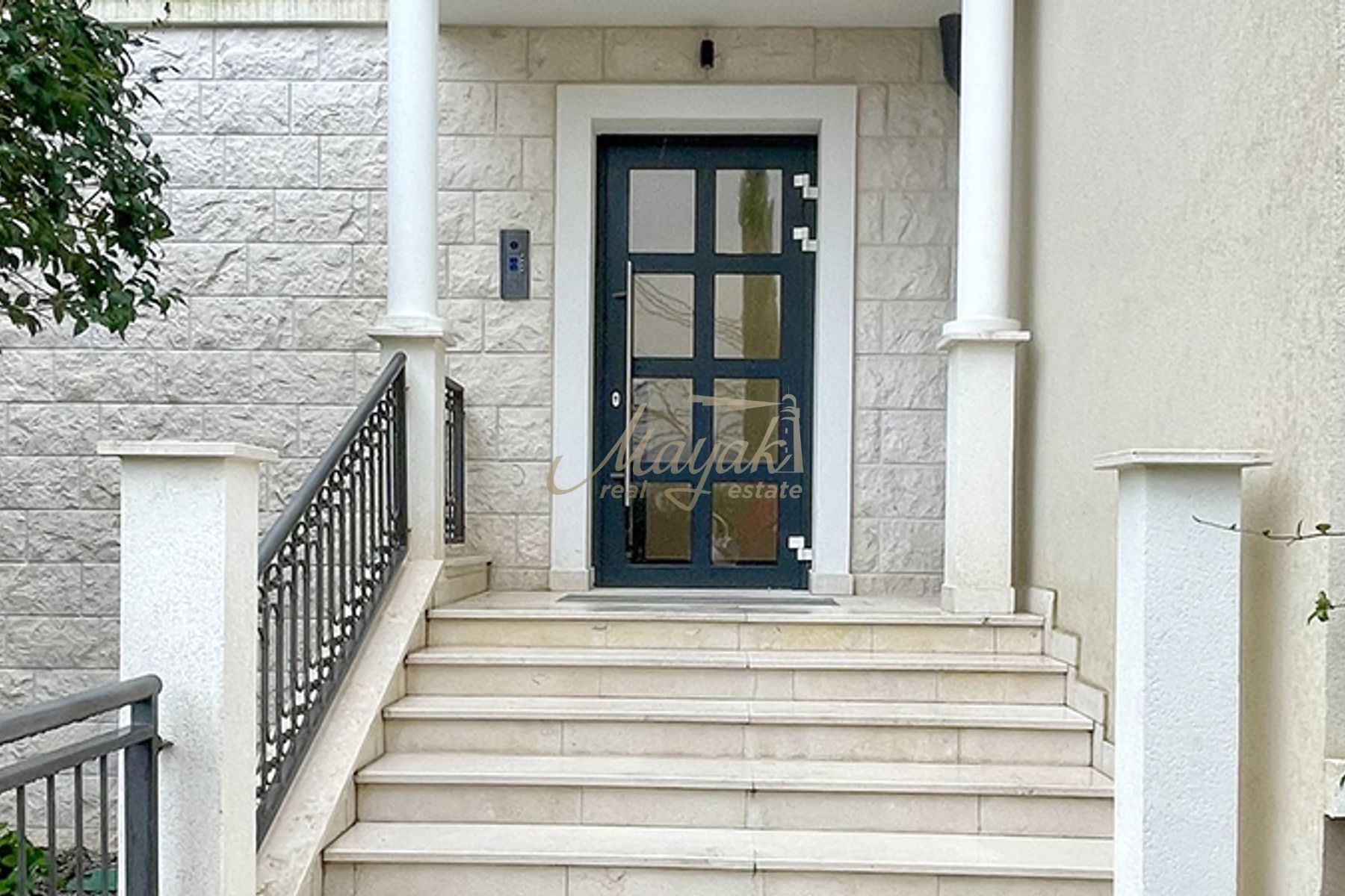 Two-Bedroom Apartment in Luštica Bay Centrale