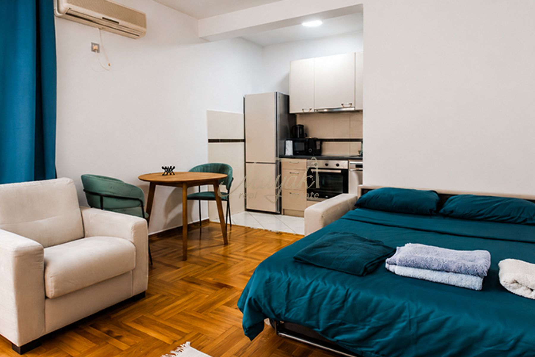 Studio in Budva in Rozino District