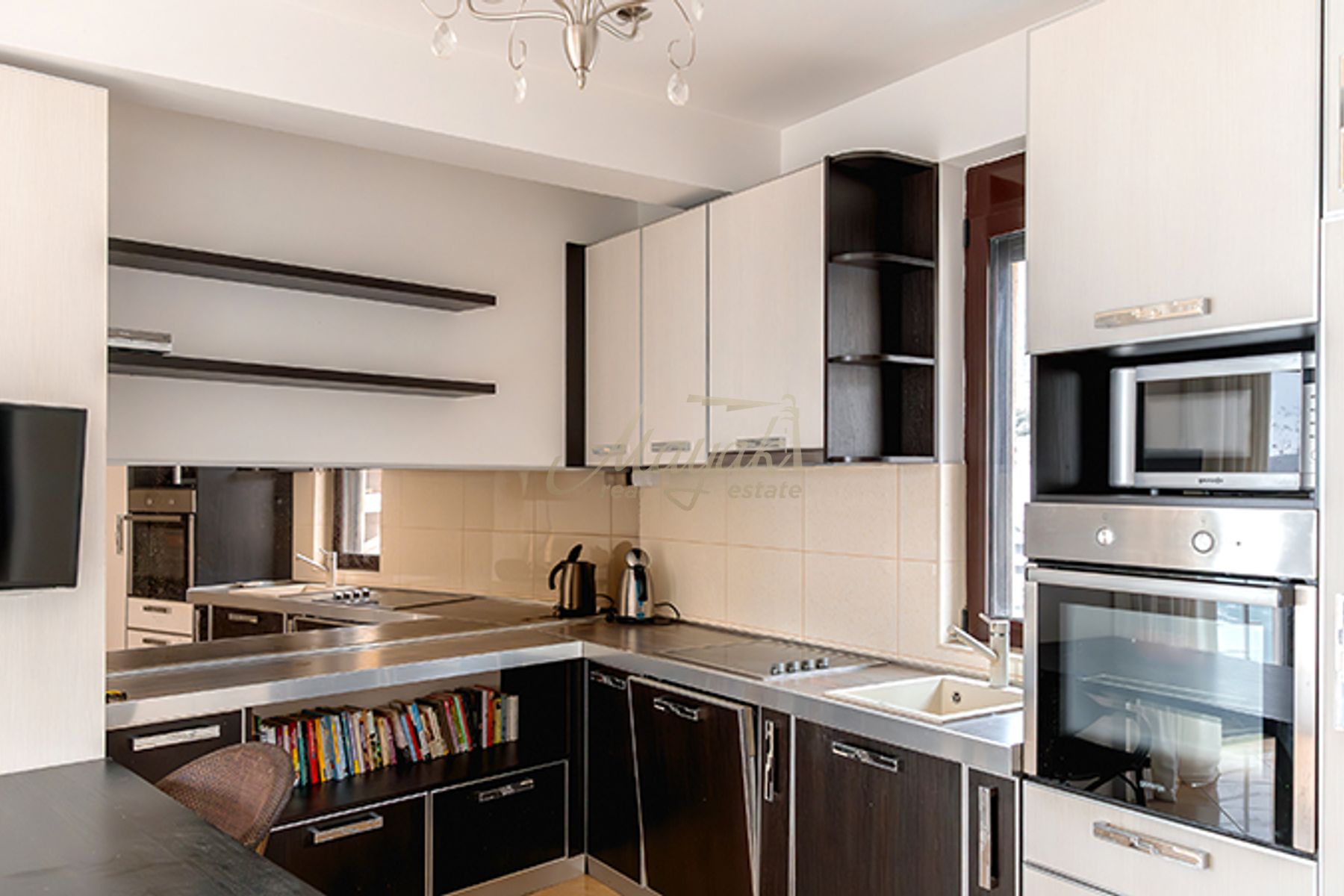 Two-Bedroom Apartment in Rafailovici