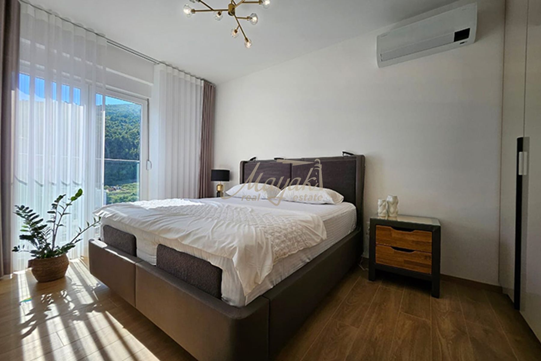 Three-Bedroom Apartment in Budva, Technomax