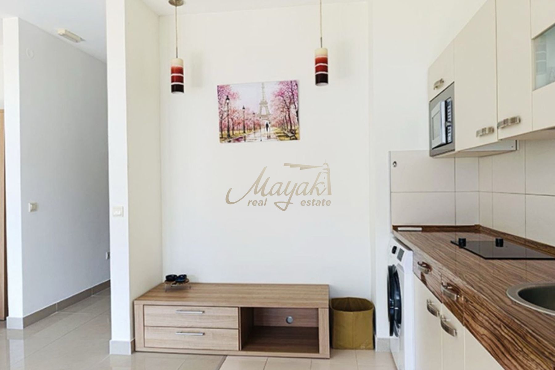 Two-Bedroom Waterfront Apartment in Risan