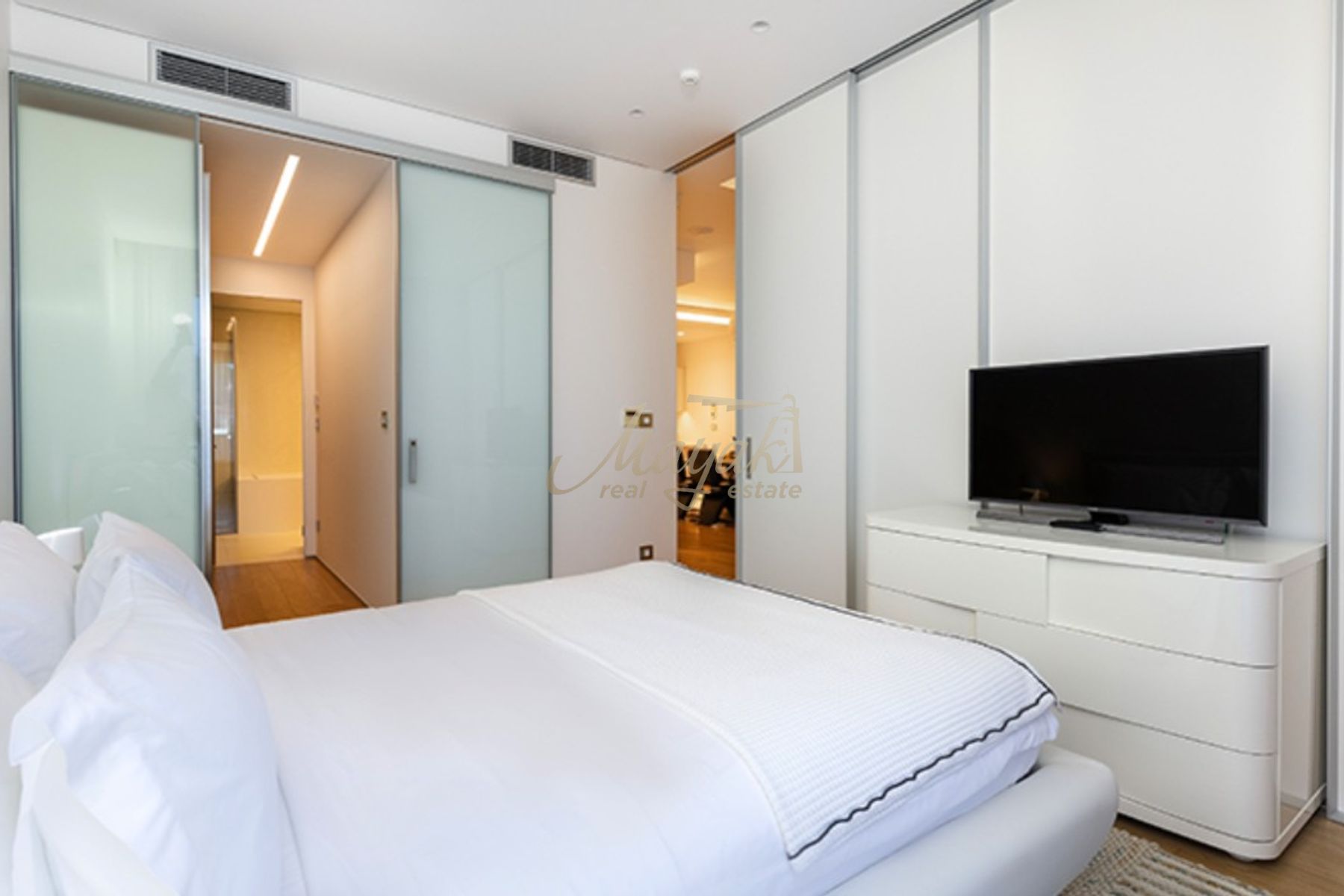 One-Bedroom Apartment in Dukley Gardens, Budva