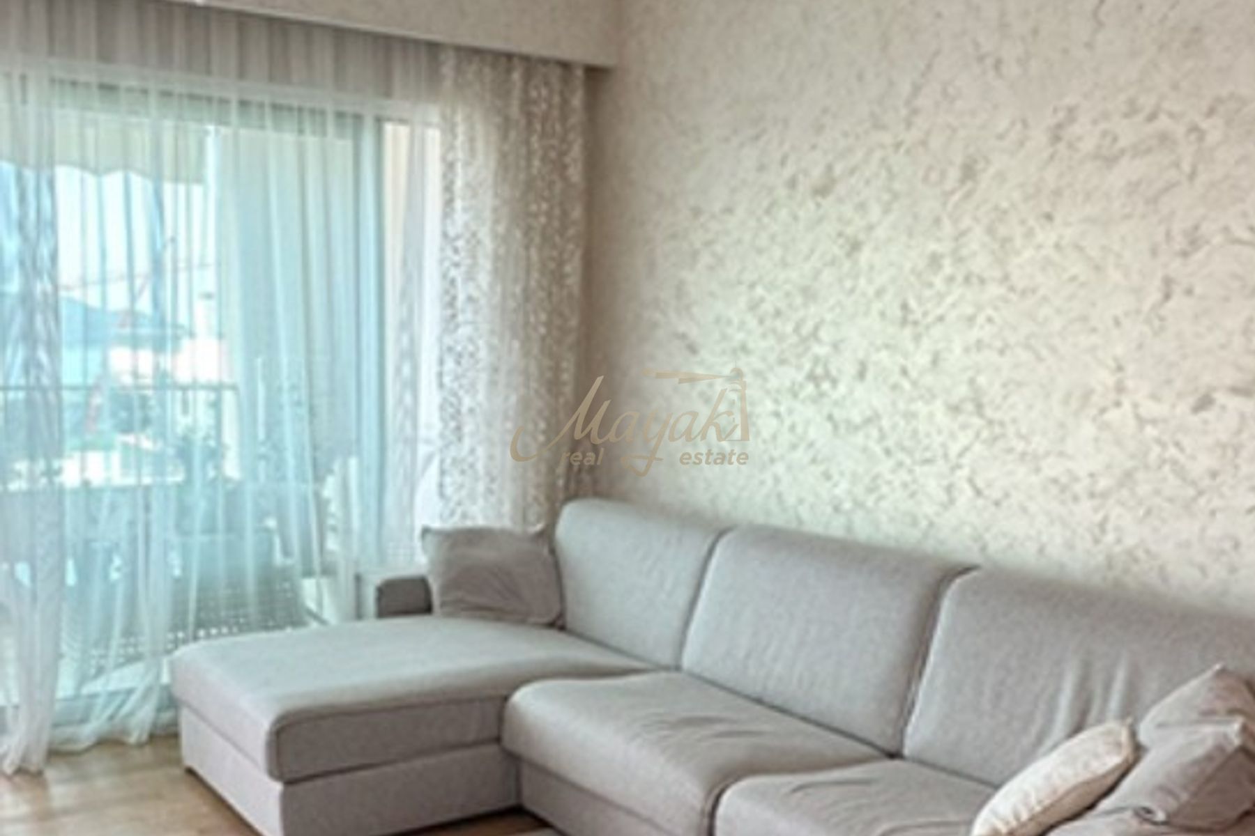 Three-Bedroom Penthouse with Roof Terrace in Bečići