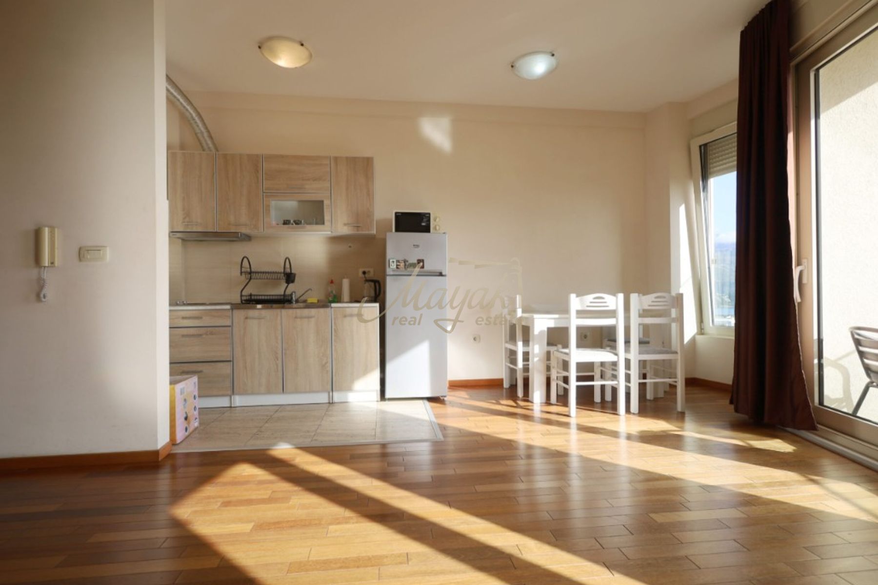 One-Bedroom Apartment with Sea Views in Budva