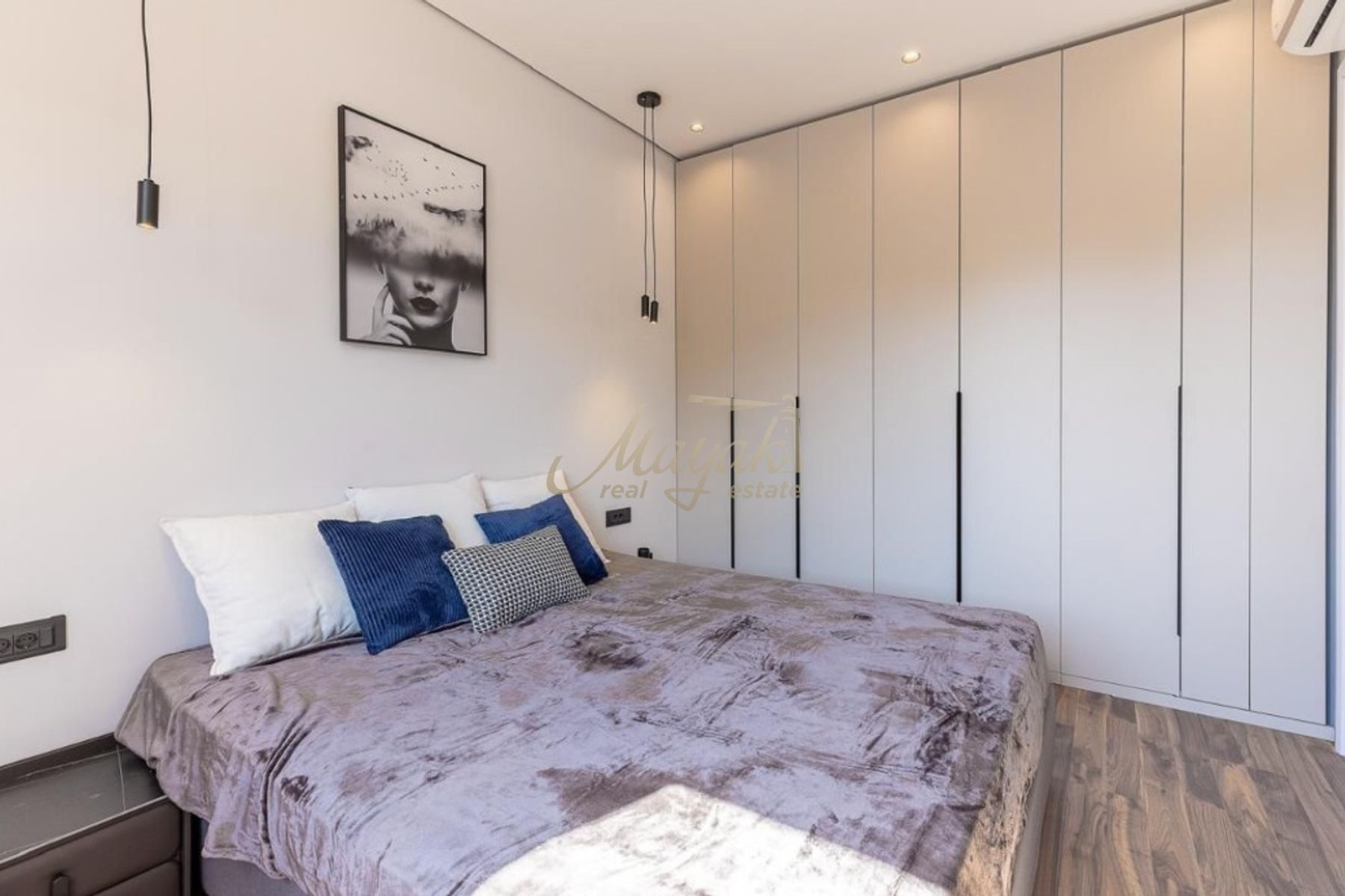 One-Bedroom Apartment Near Budva