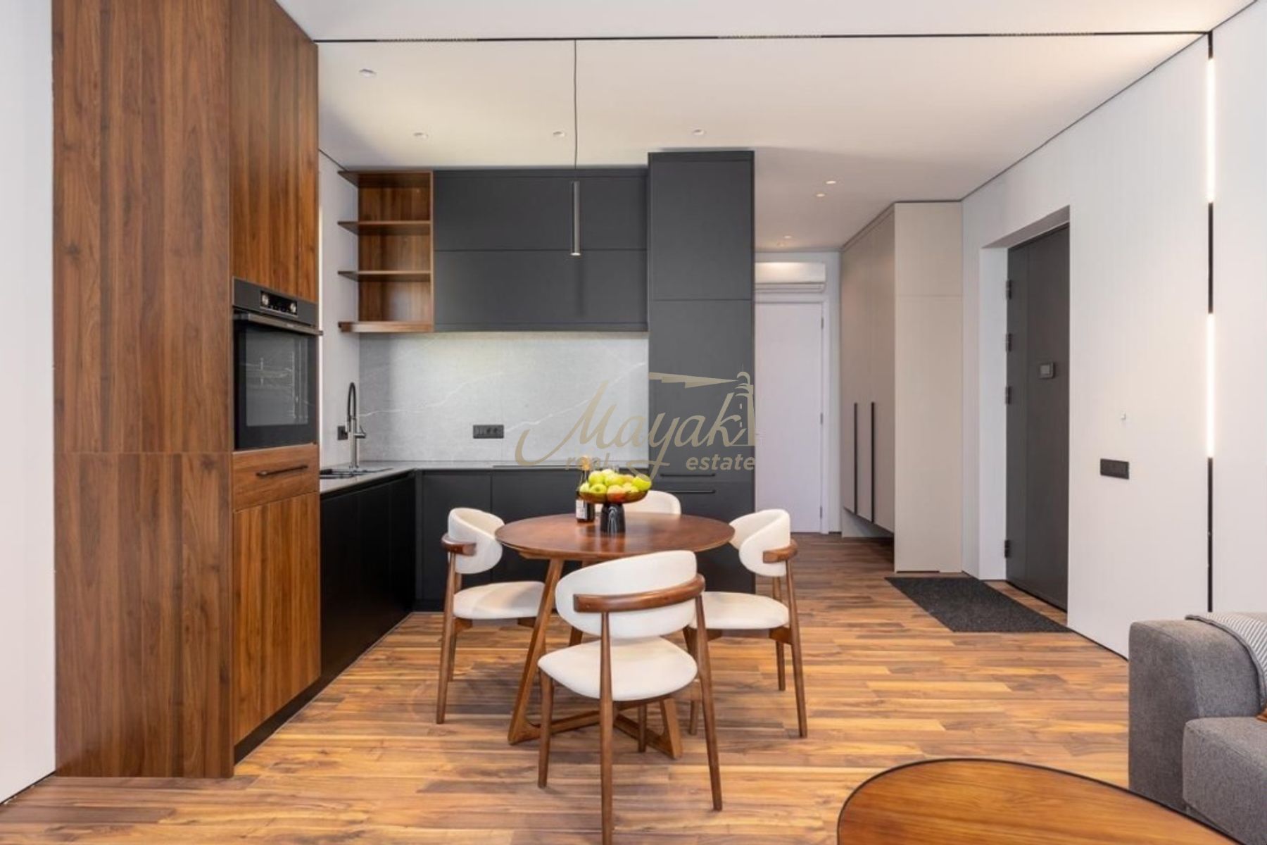 One-Bedroom Apartment Near Budva