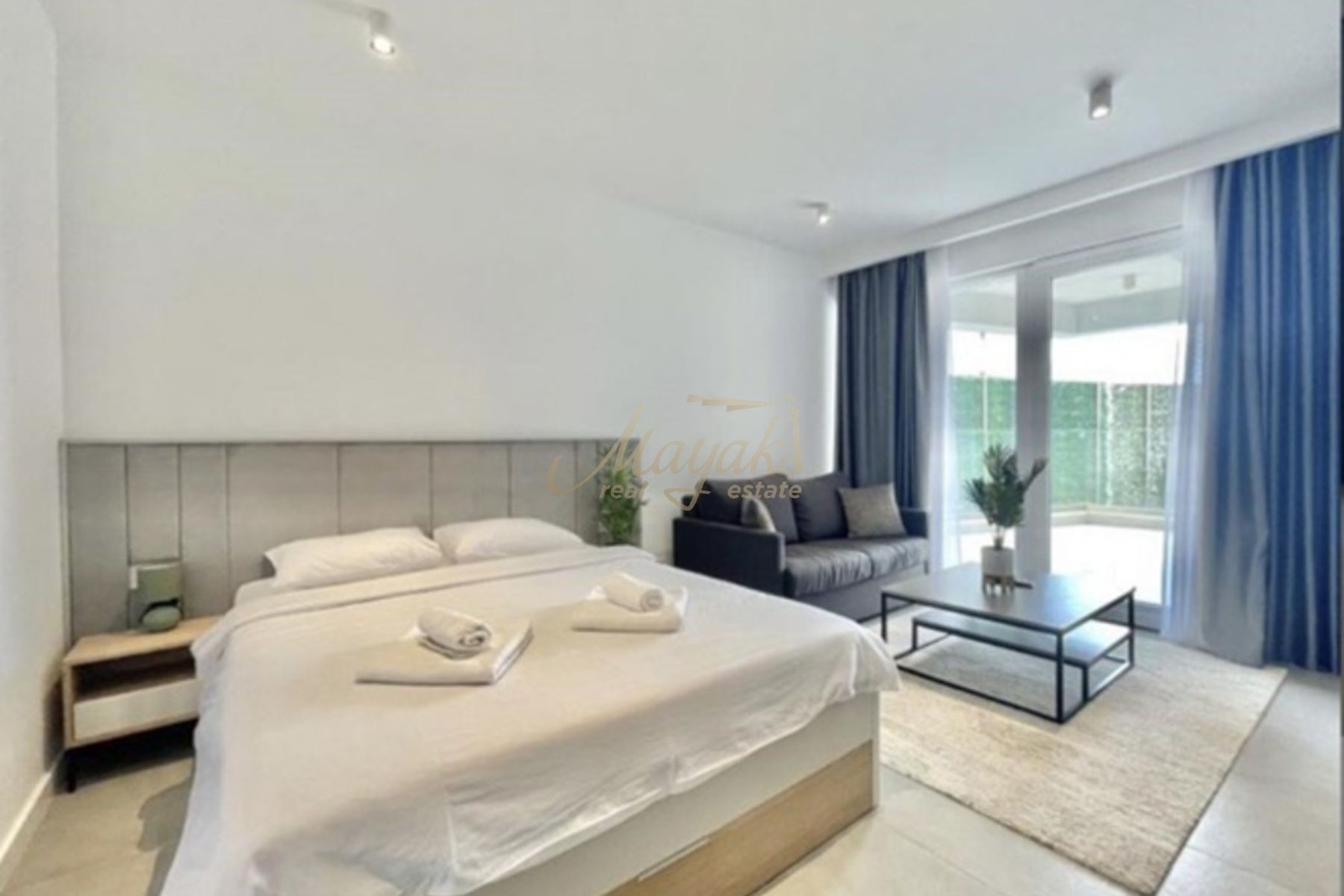 Three-Bedroom Apartment in Bečići, Budva