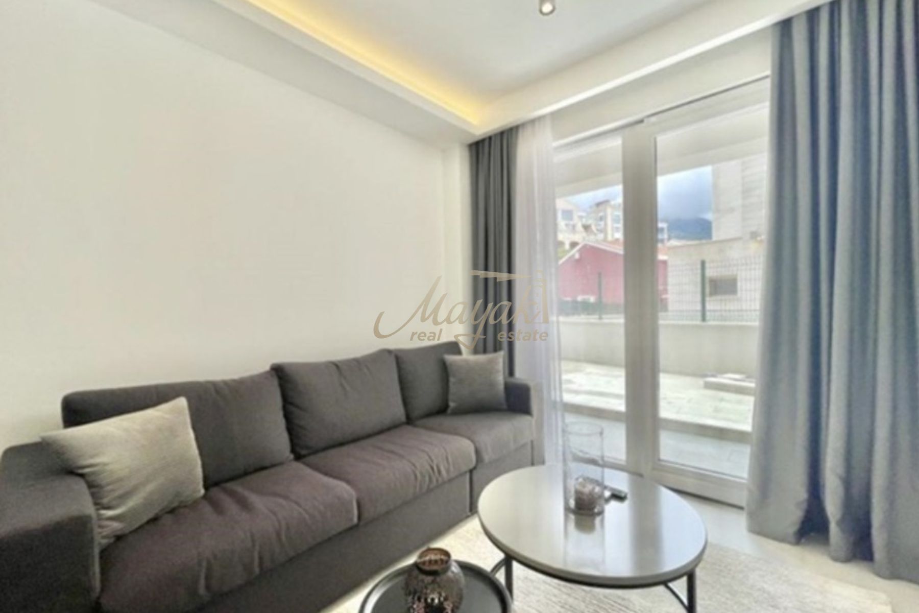 Three-Bedroom Apartment in Bečići, Budva