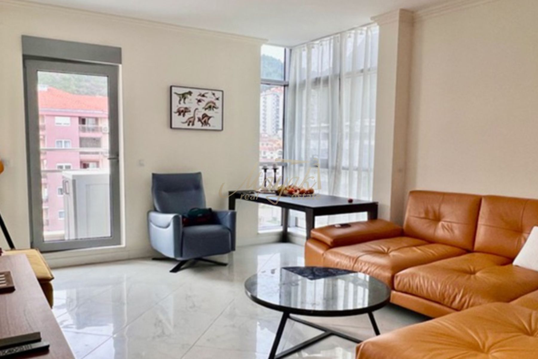 Modern Three-Bedroom Apartment in Budva City