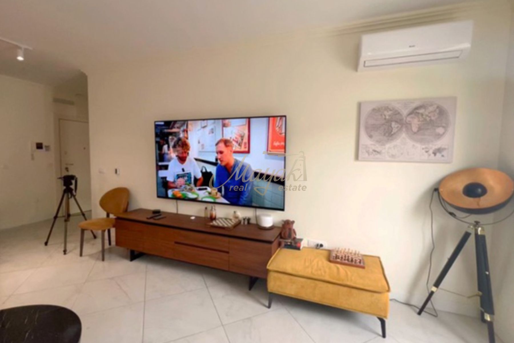 Modern Three-Bedroom Apartment in Budva City
