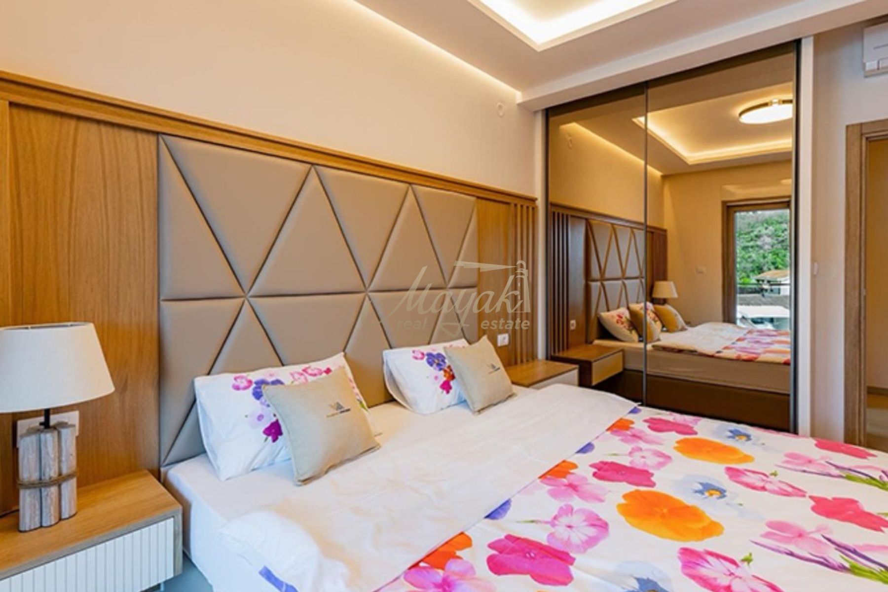 Two-Bedroom Penthouse in Pržno, Budva Riviera