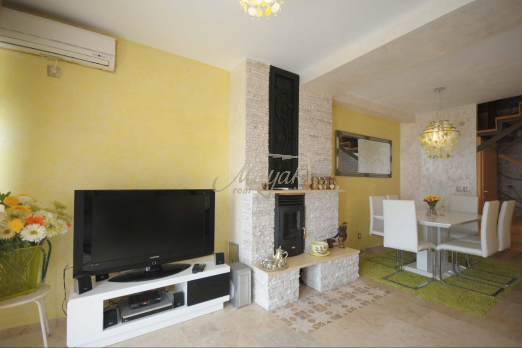 Four-Bedroom House in Rezevici, Budva