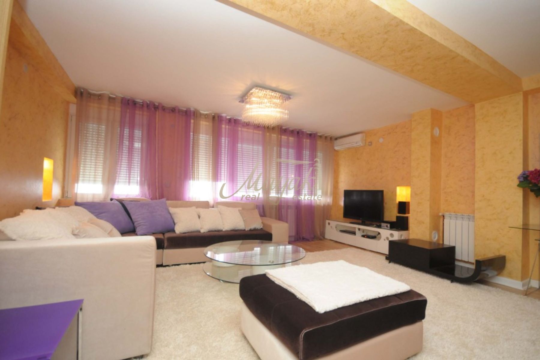 Four-Bedroom House in Rezevici, Budva