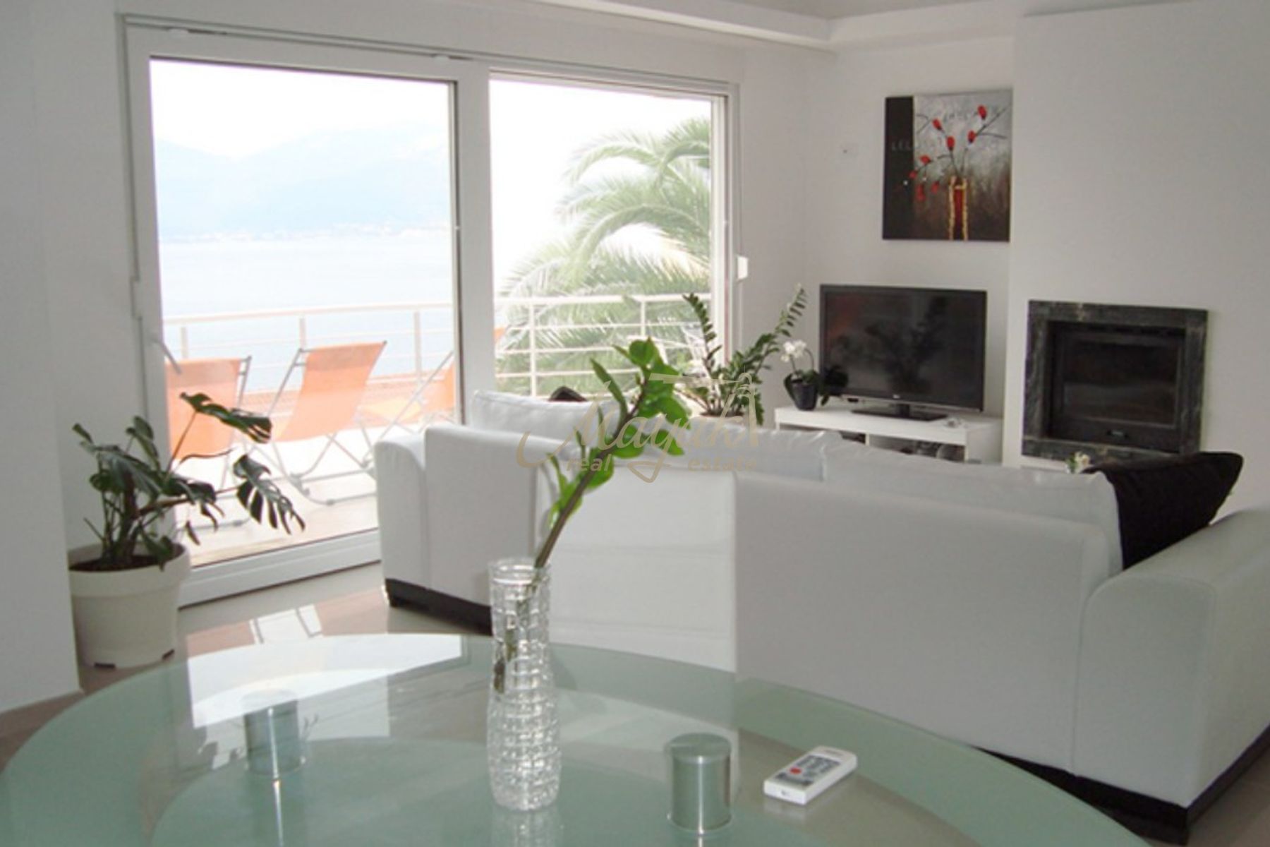 Three-Bedroom Family House in Krašići
