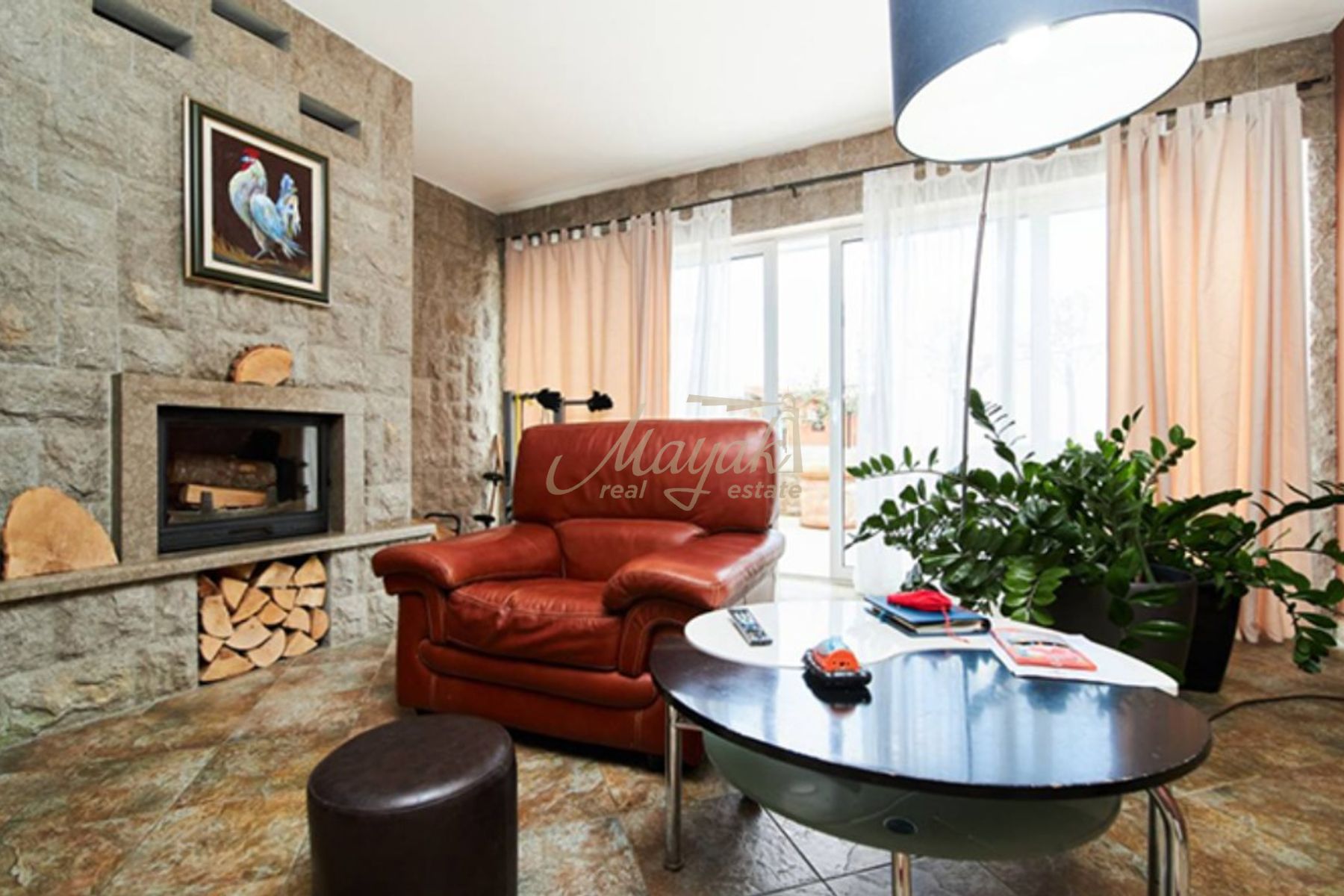 Four-Bedroom Sea-View Villa in Ivanovichi