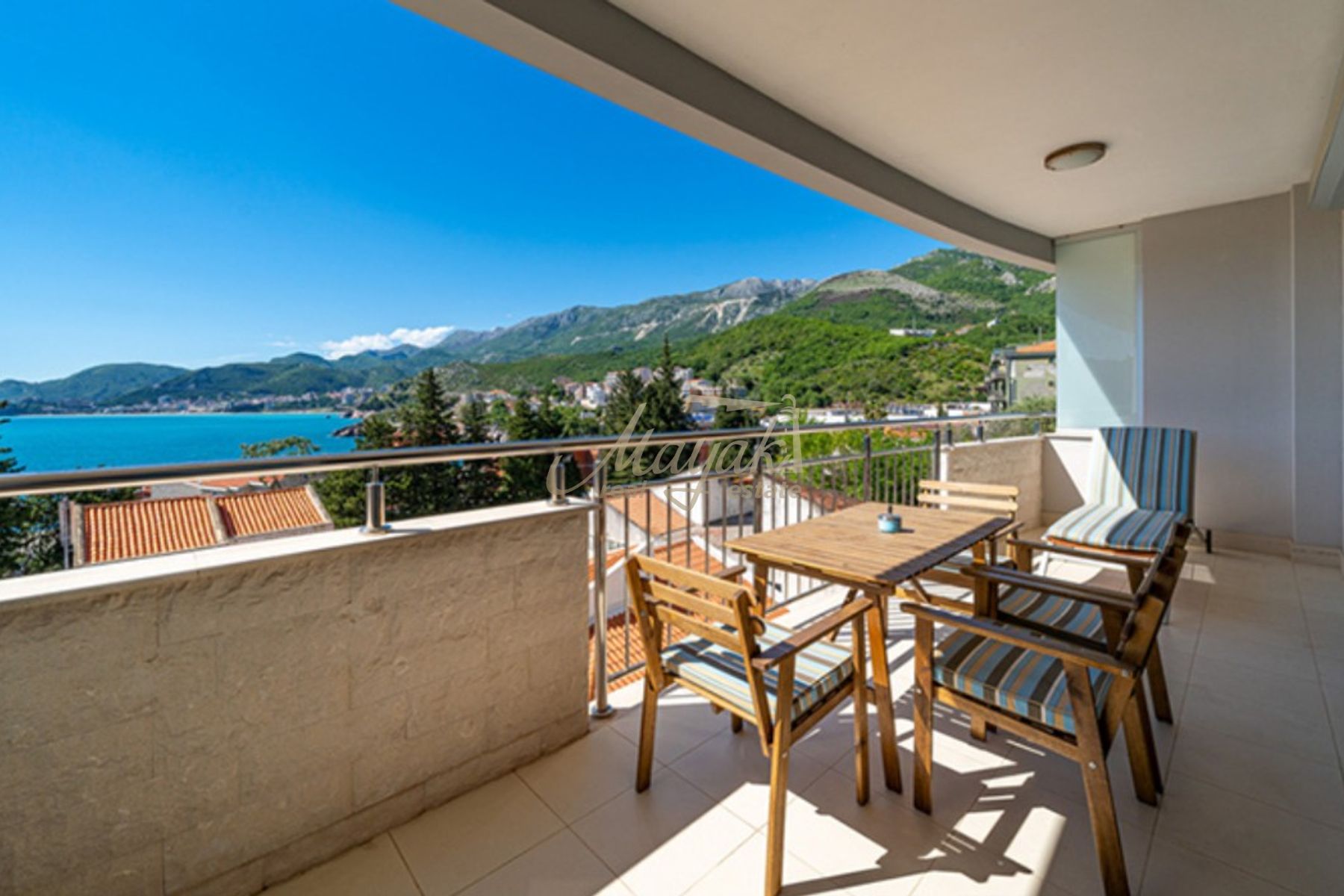 One-Bedroom Apartment in Przno Bay, Montenegro